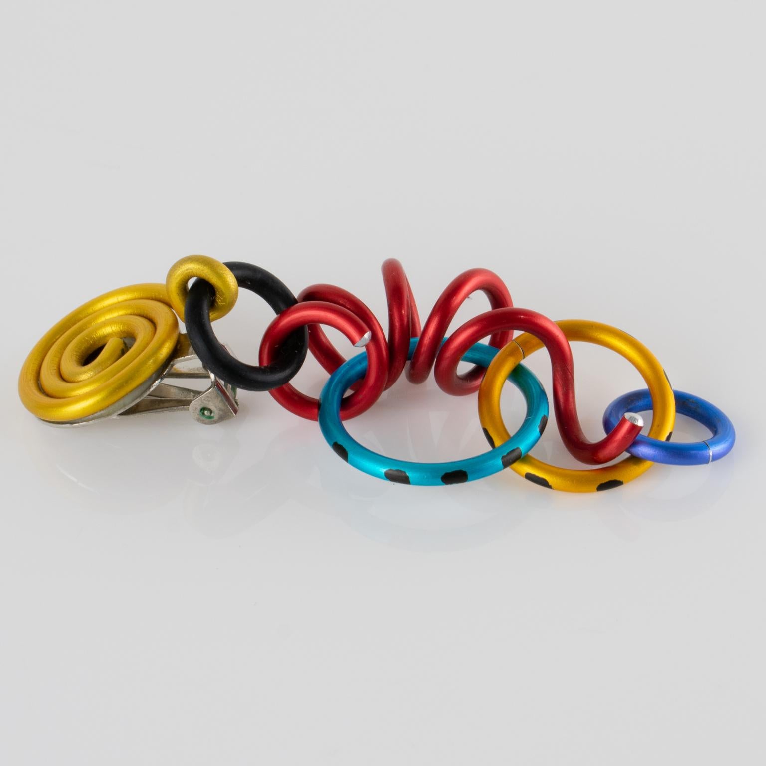 Pendientes de clip colgantes de aluminio multicolor David Spada New York en venta 1