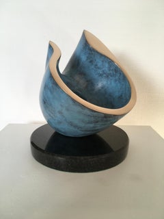 Tipped Hollow-scultura astratta originale in bronzo-opera d'arte-arte contemporanea
