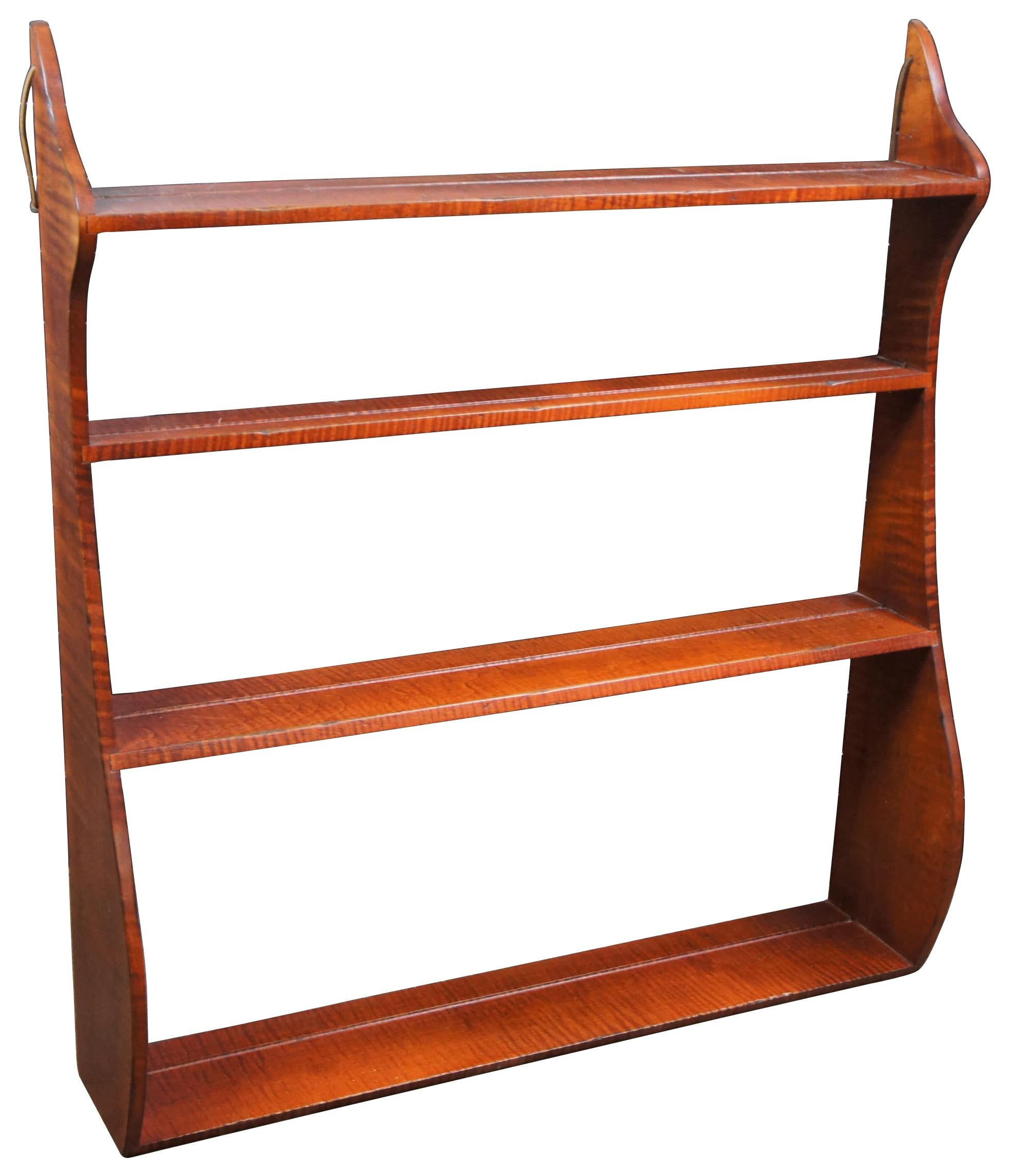 plate grooves in shelves