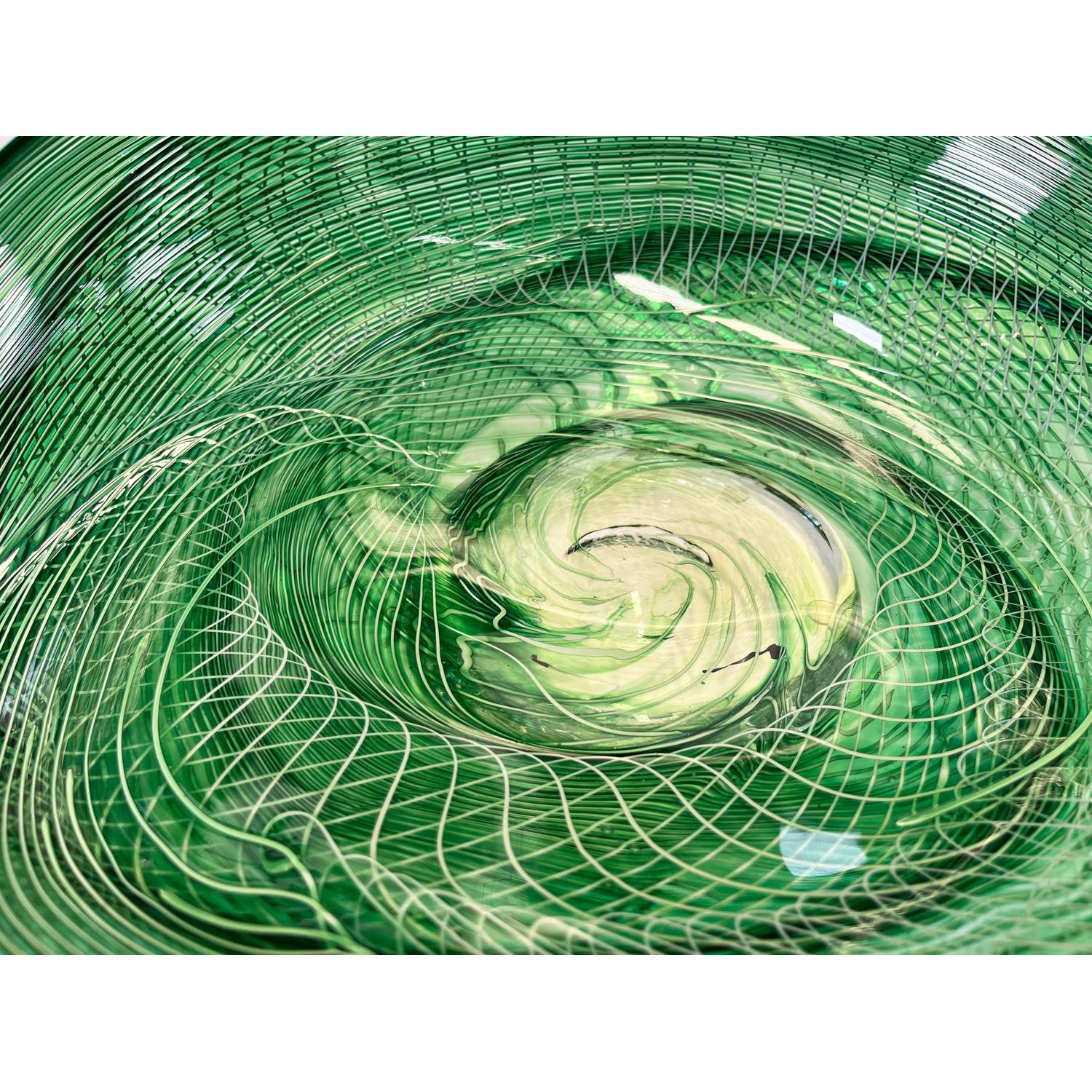 Emerald Rondelle Bowl, Modern Canadian Glass Sculpture, 2023 For Sale 3