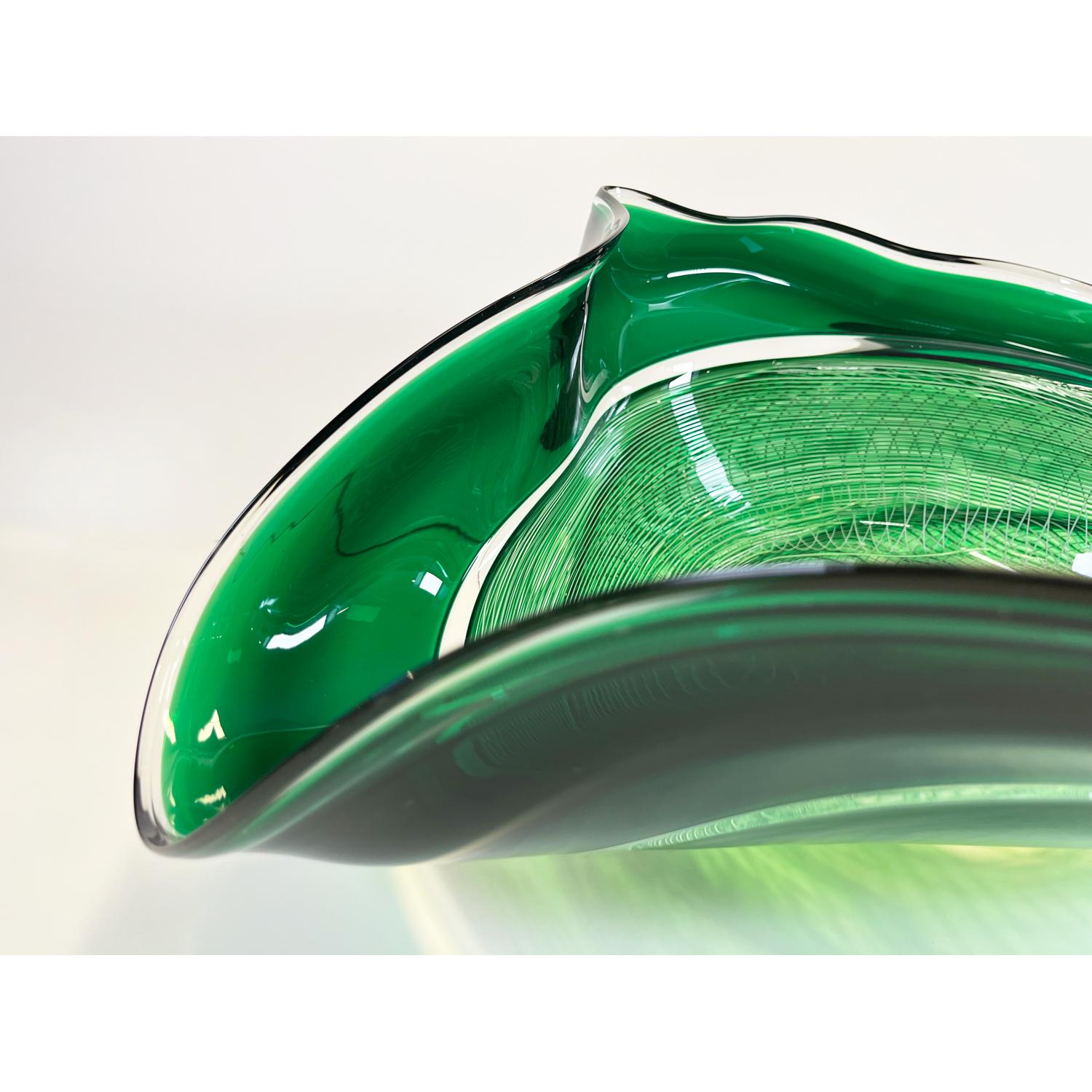 Emerald Rondelle Bowl, Modern Canadian Glass Sculpture, 2023 For Sale 4