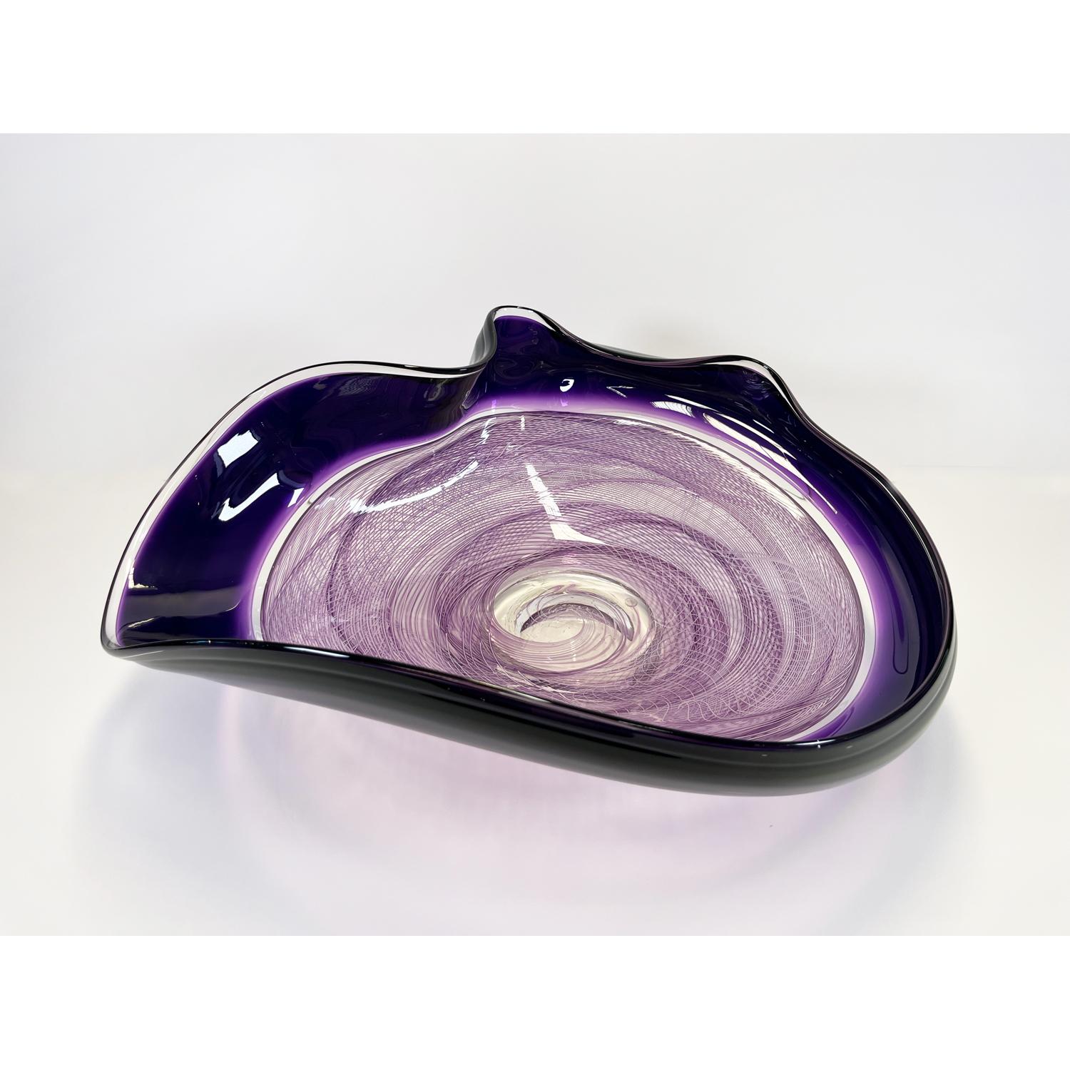Lilac/Amethyst Rondelle Bowl, Modern Canadian Glass Sculpture, 2023 - Abstract Art by David Thai