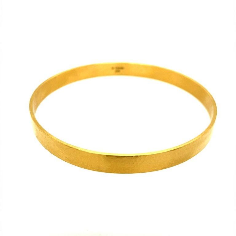 David Tishbi 22k Gold Hammered Bangle Bracelet In New Condition For Sale In Pacific Palisades, CA