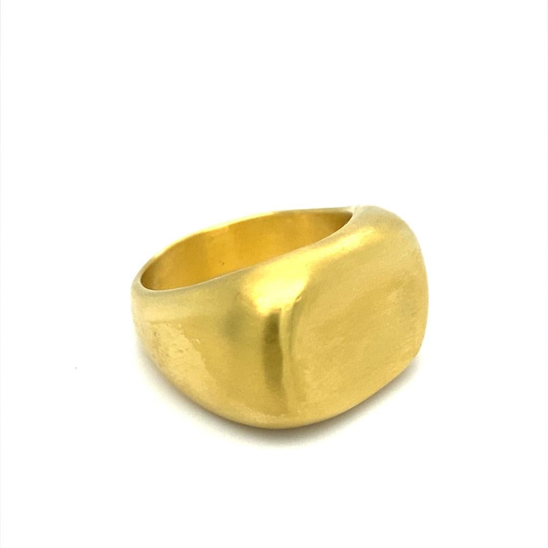 David Tishbi 22K Gold Unisex Free Form Ring In New Condition For Sale In Pacific Palisades, CA