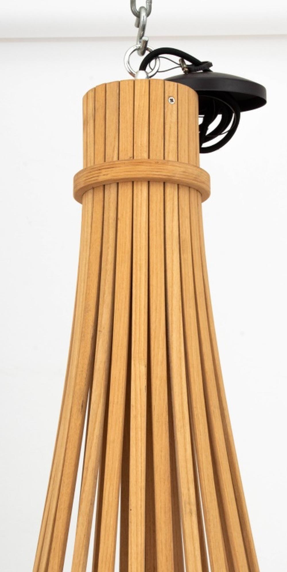 Sconosciuto Lampada a sospensione in legno curvo in stile David Trubridge in vendita