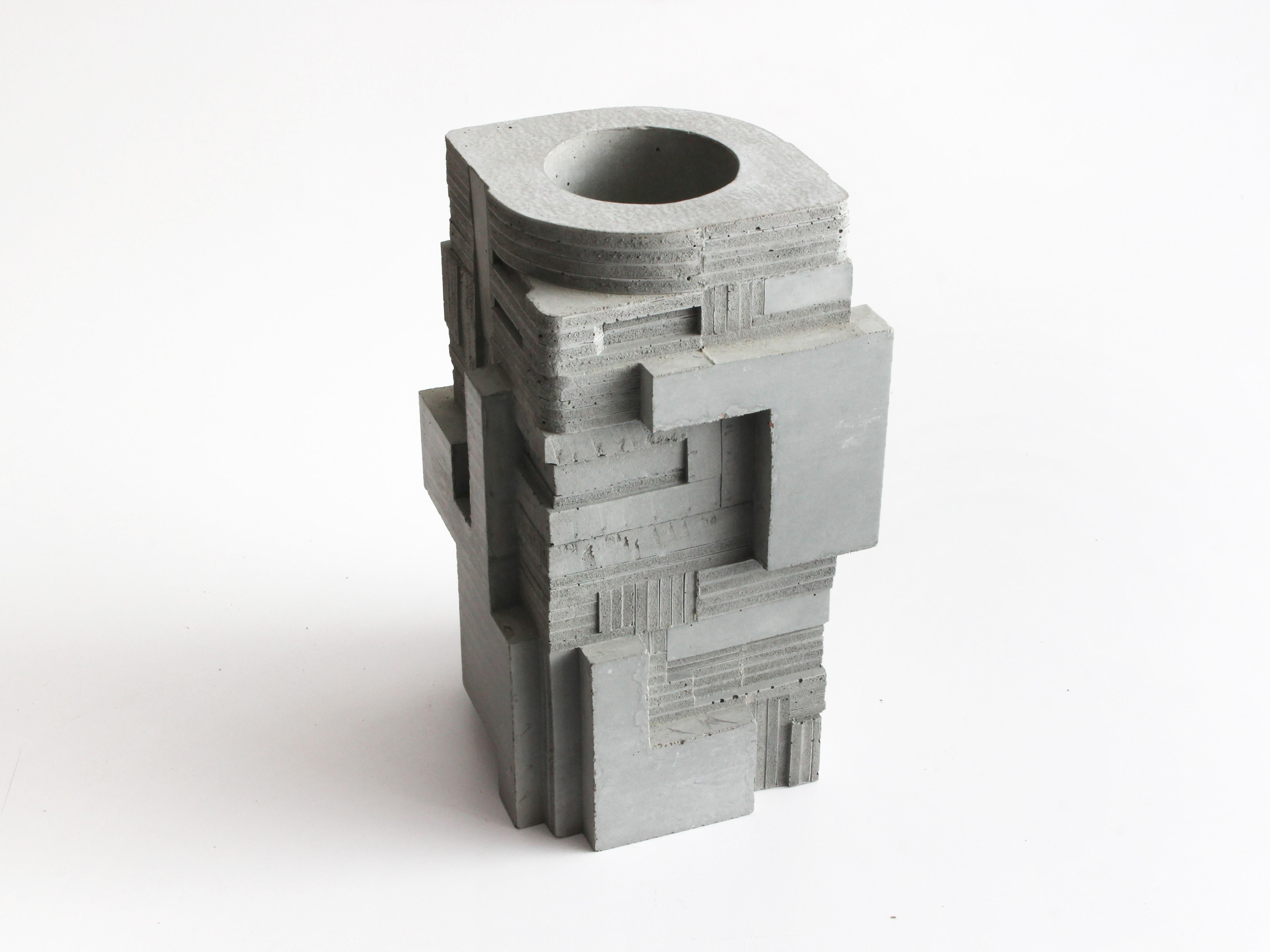 David Umemoto Figurative Sculpture - Vase no.4