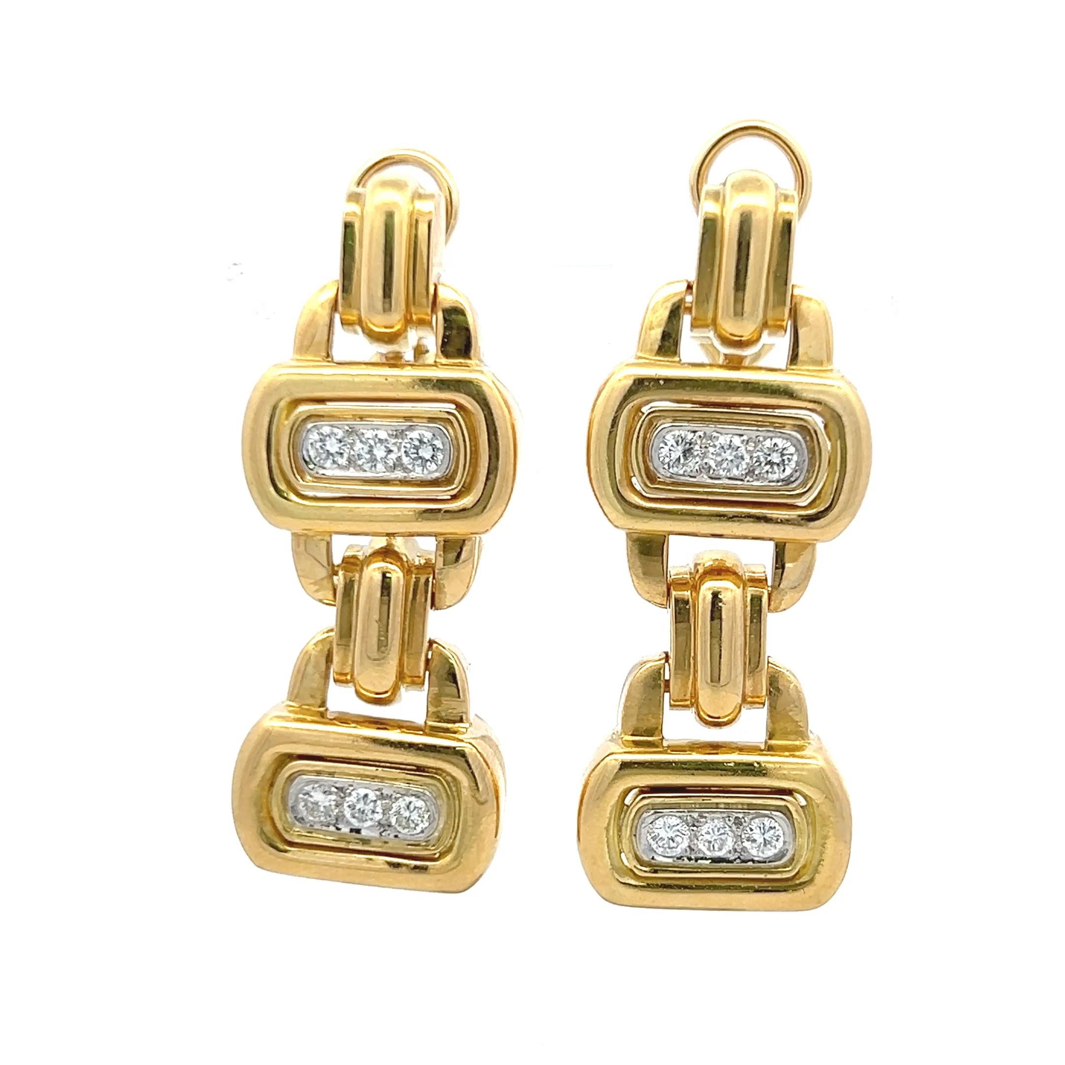 David Webb Pendants d'oreilles en or jaune 18 carats avec diamants brillants ronds de 0,84 carat en vente 4