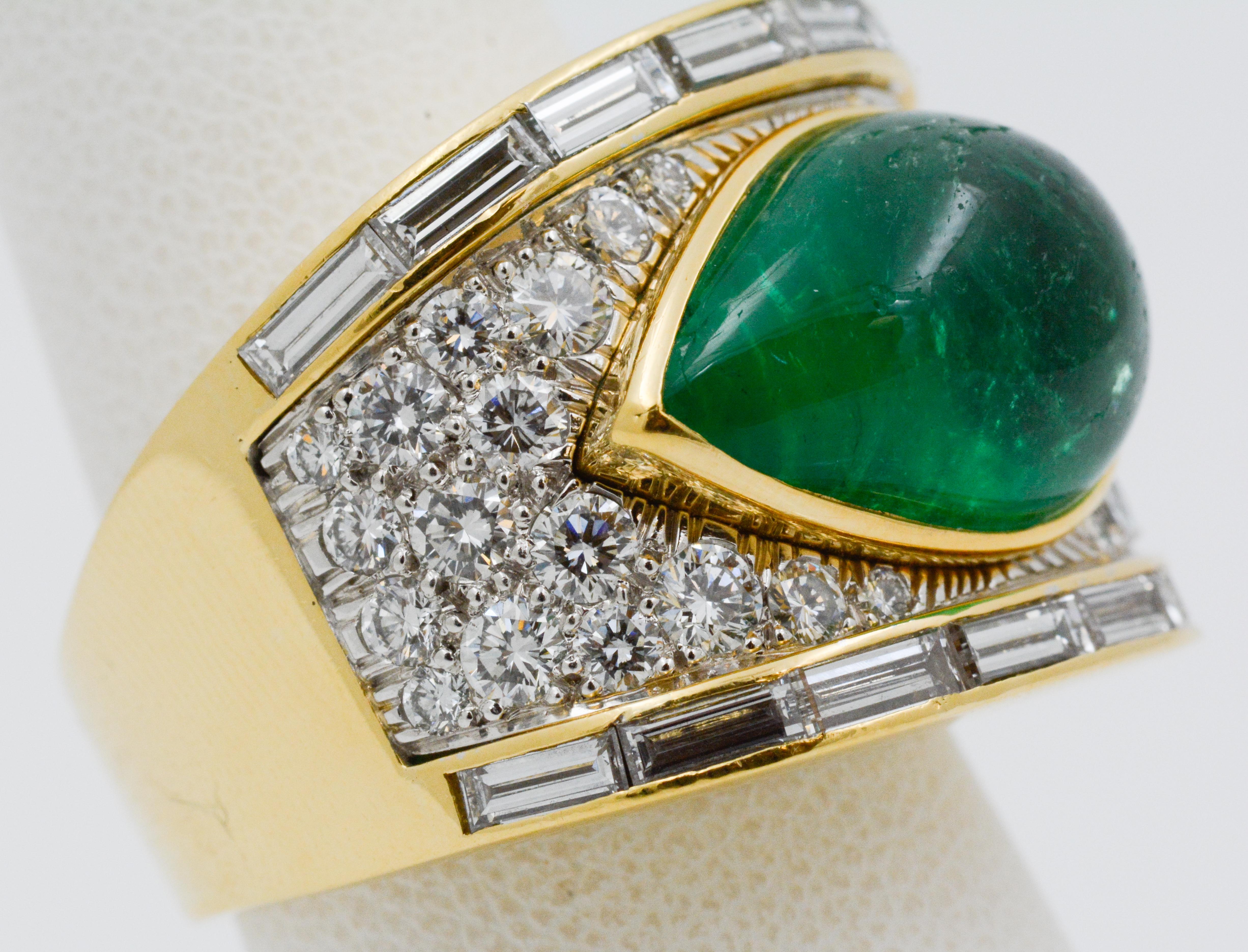 David Webb Pear Cabochon Emerald with Diamonds 18 Karat Gold and Platinum Ring In Excellent Condition For Sale In Dallas, TX