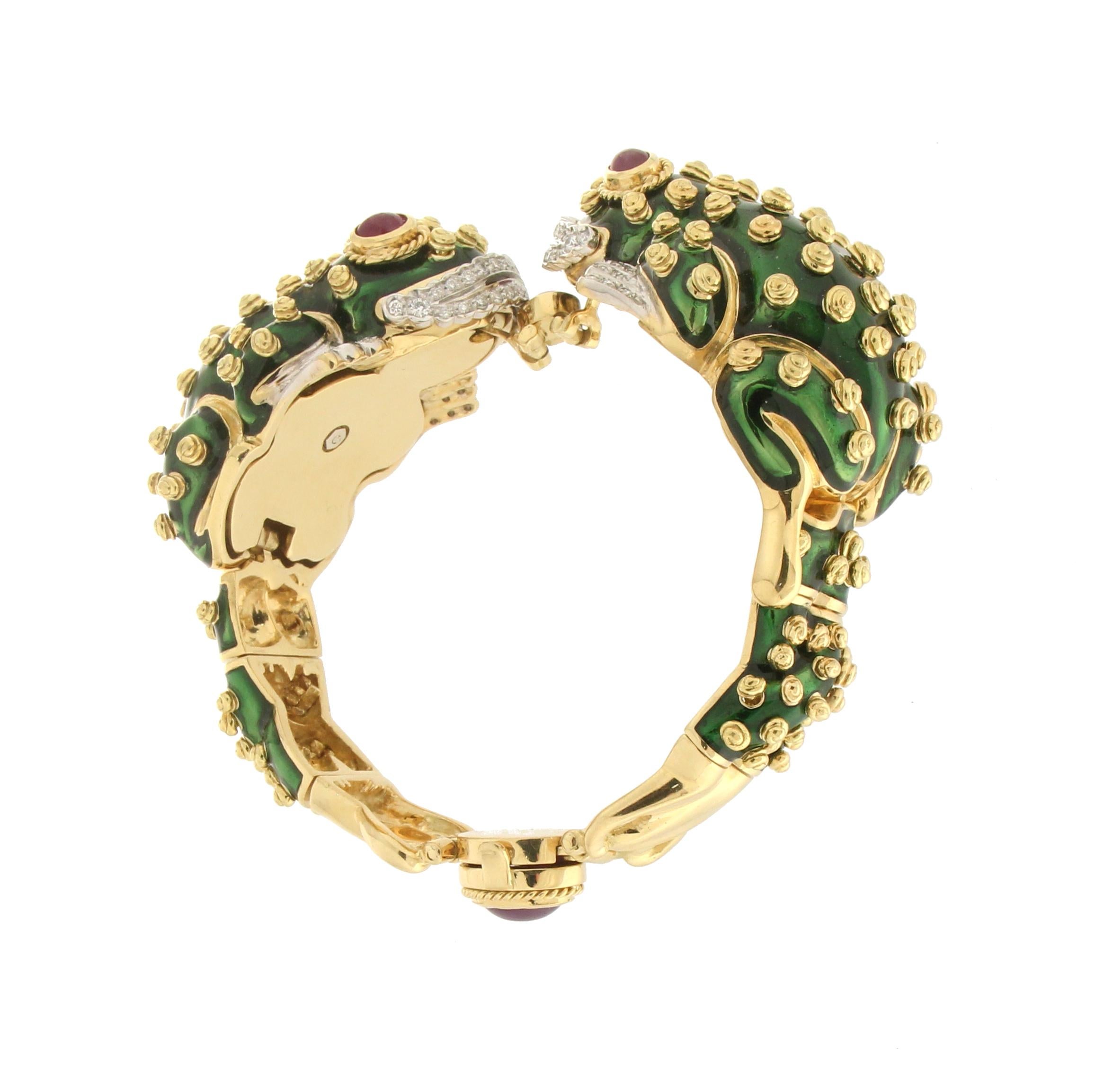 Women's or Men's David Webb 18 Karat Gold Diamonds Ruby Green Enamel Frog Bracelet