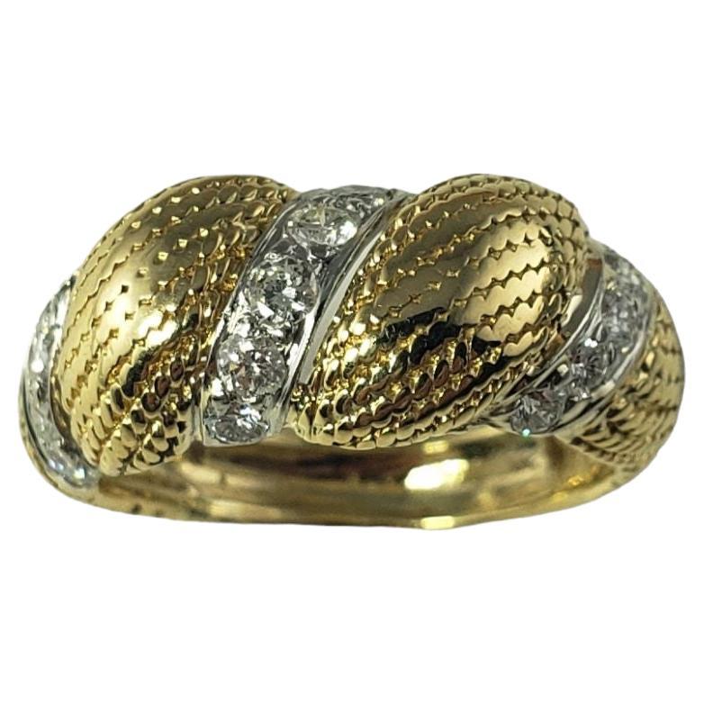 David Webb 18 Karat Yellow Gold and Diamond Ring Size 5.5