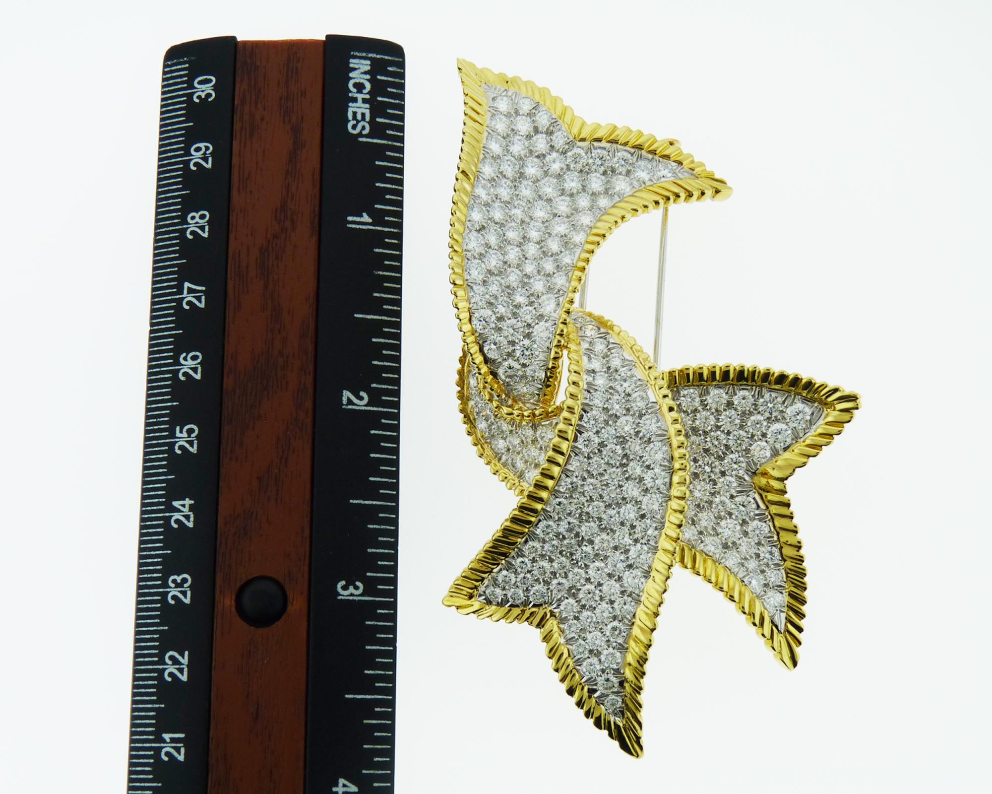 Broche de cinta de diamantes David Webb, modelo grande Contemporáneo en venta