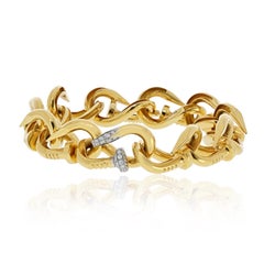 David Webb 18 Karat Yellow Gold Bent Diamond Nail Link Bracelet