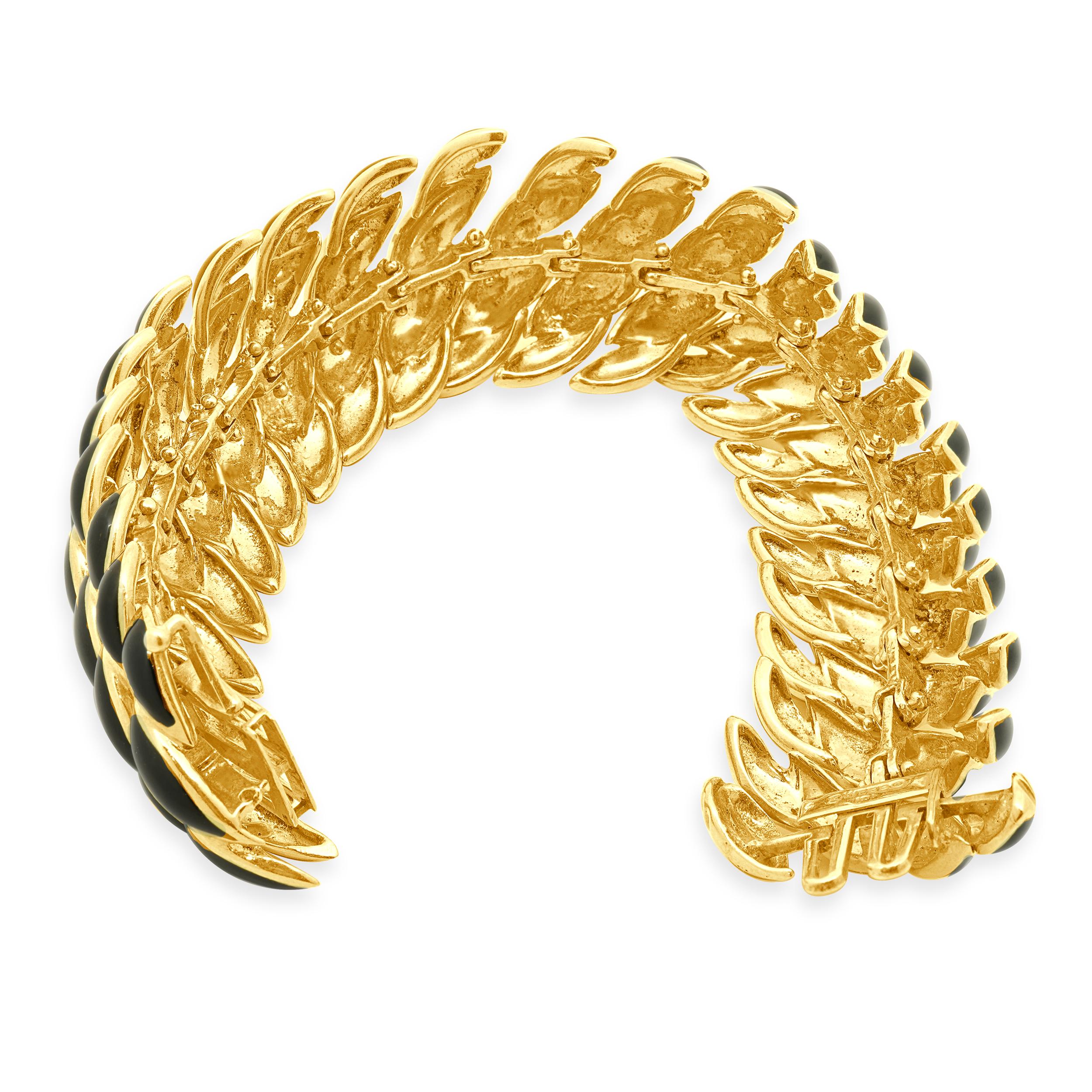 David Webb 18 Karat Yellow Gold Black Enamel Bracelet en Excelente estado para la venta en Scottsdale, AZ