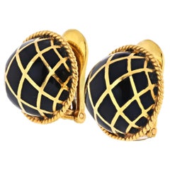 David Webb 18 Karat Yellow Gold Round Clip Black Enamel Vintage Earrings