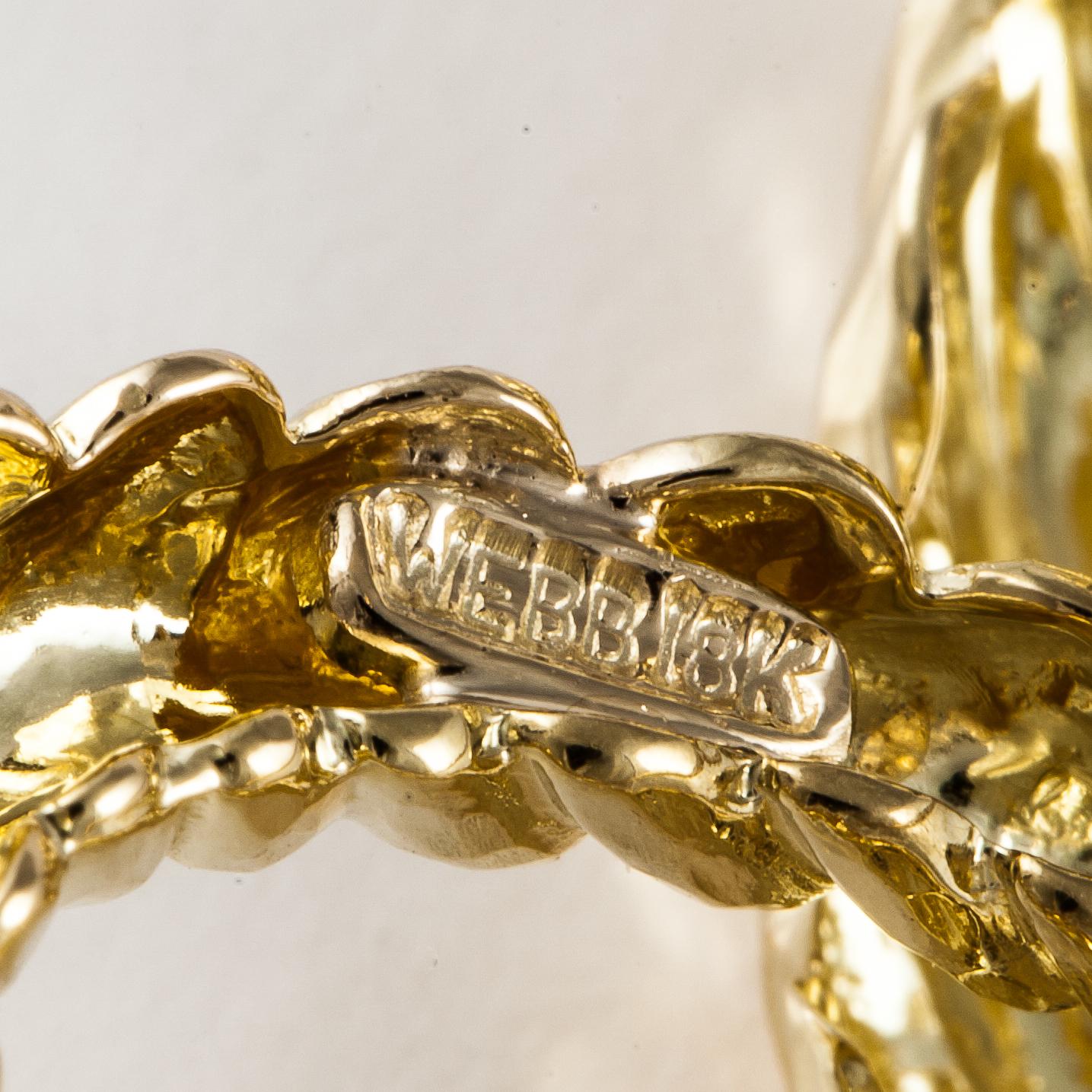 Nachlass David Webb Figure Acht Brosche aus 18 Karat gehämmertem Gold für Damen oder Herren