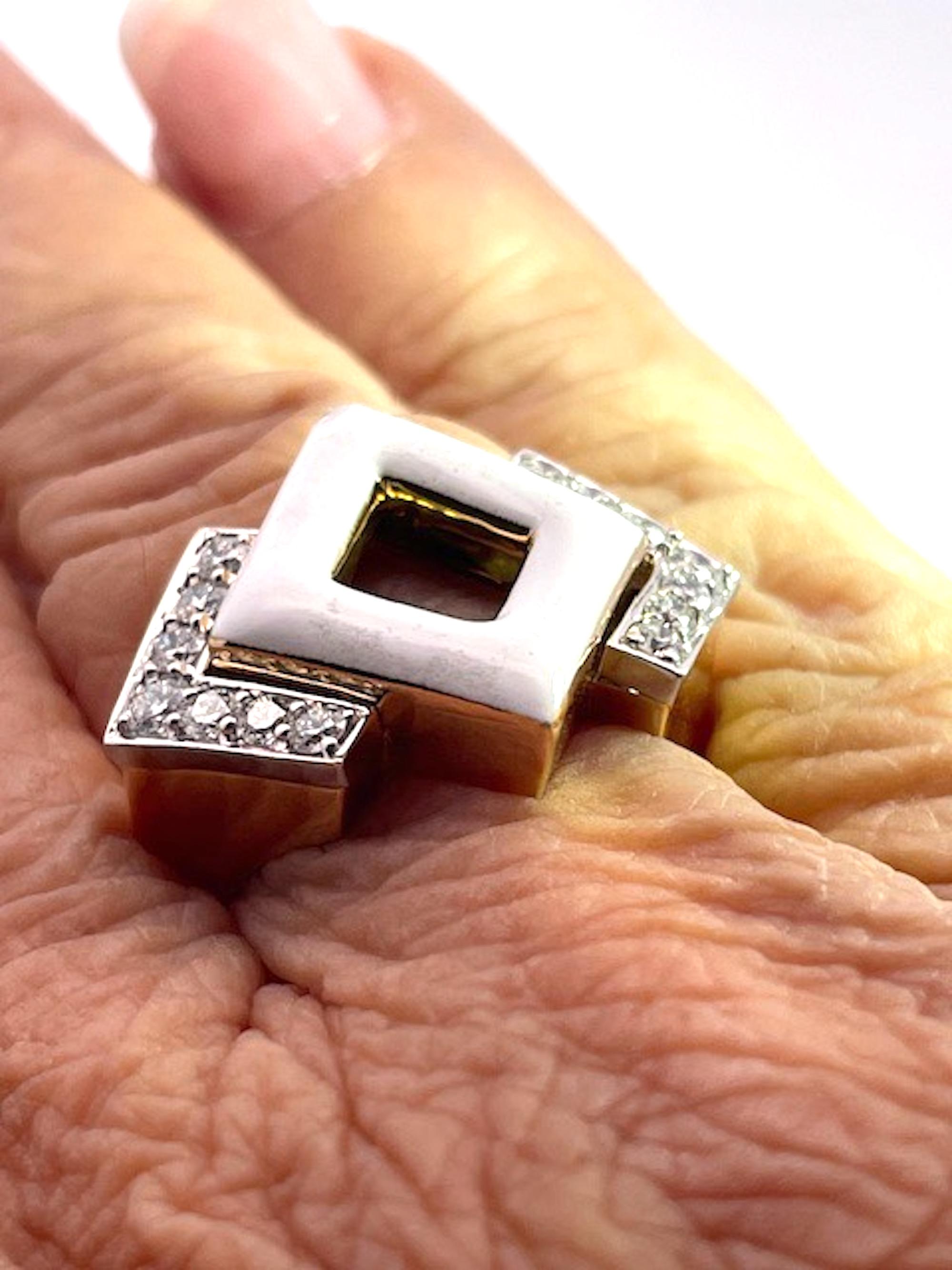 Moderno David Webb 18K Enamel Ring in vendita