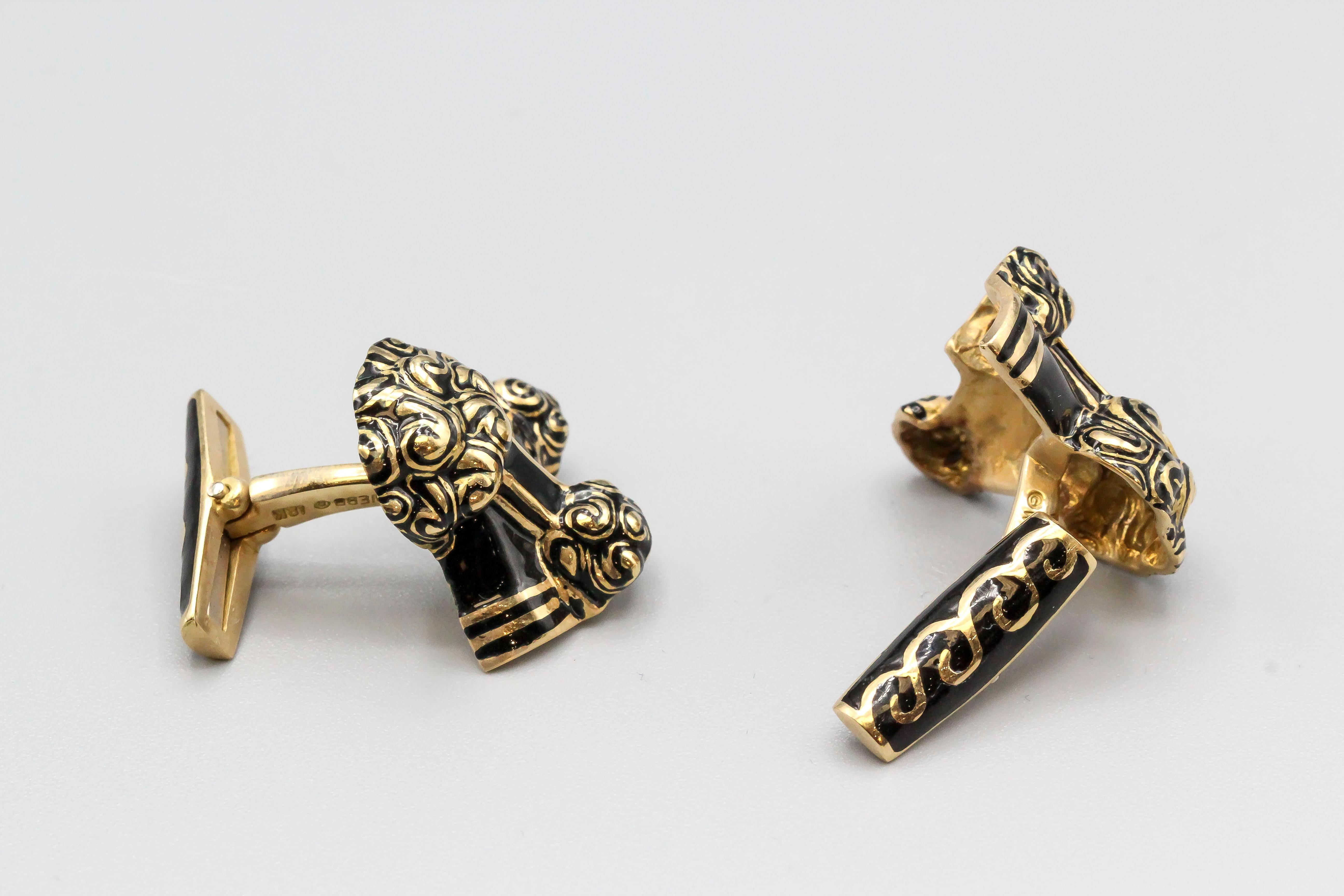 Handsome 18K yellow gold and enamel (black on head and red for the eyes) cufflinks by David Webb. Made in the likeness of French Poodles. 

Hallmarks: Webb, 18K.