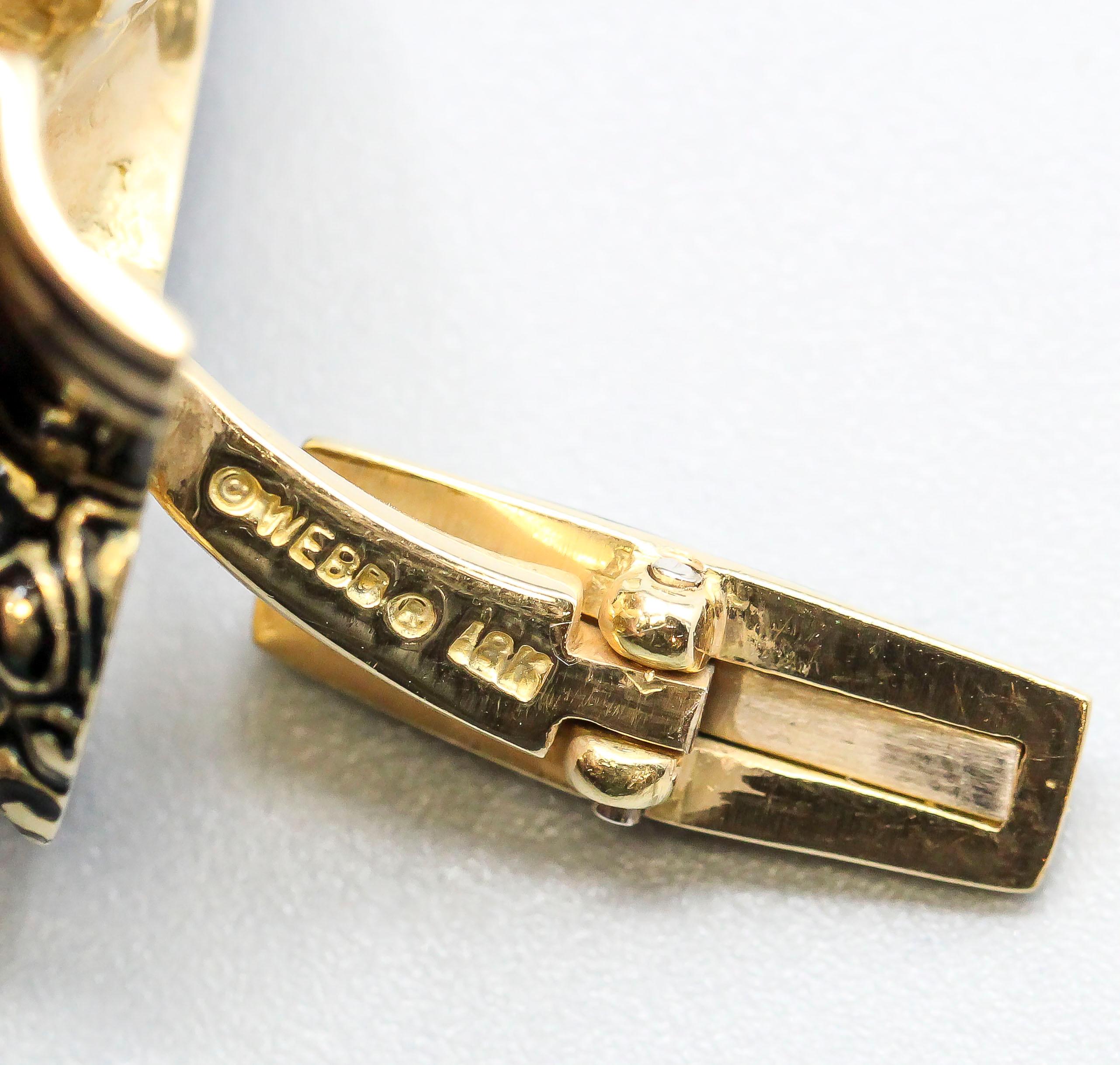 David Webb 18 Karat Gold and Enamel Poodle Cufflinks In Excellent Condition In New York, NY