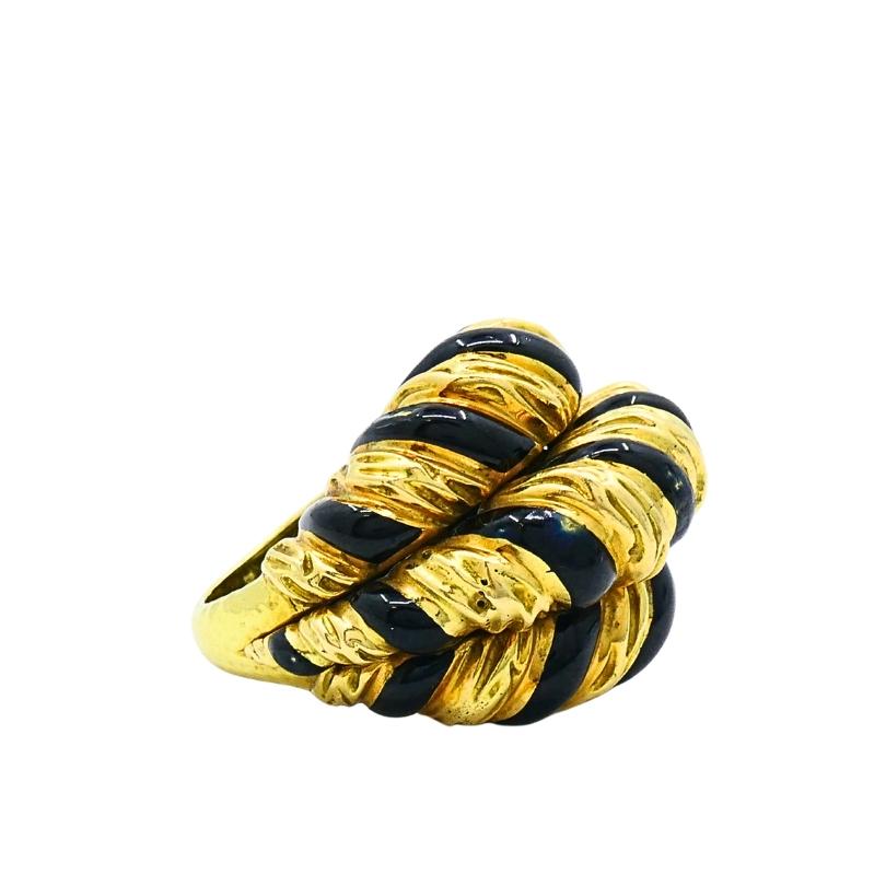 David Webb 18k Gold Black Enamel Dome Ring For Sale 1