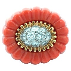 David Webb, 18K Gold Coral Diamond Ring