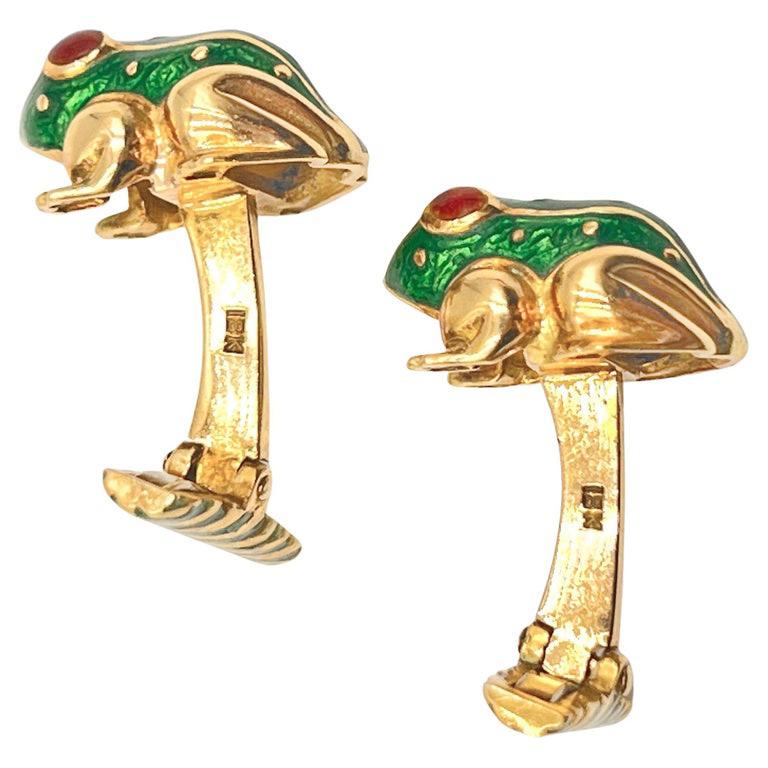 Cabochon David Webb 18k Gold Green Enamel Ruby Frog Cufflinks For Sale