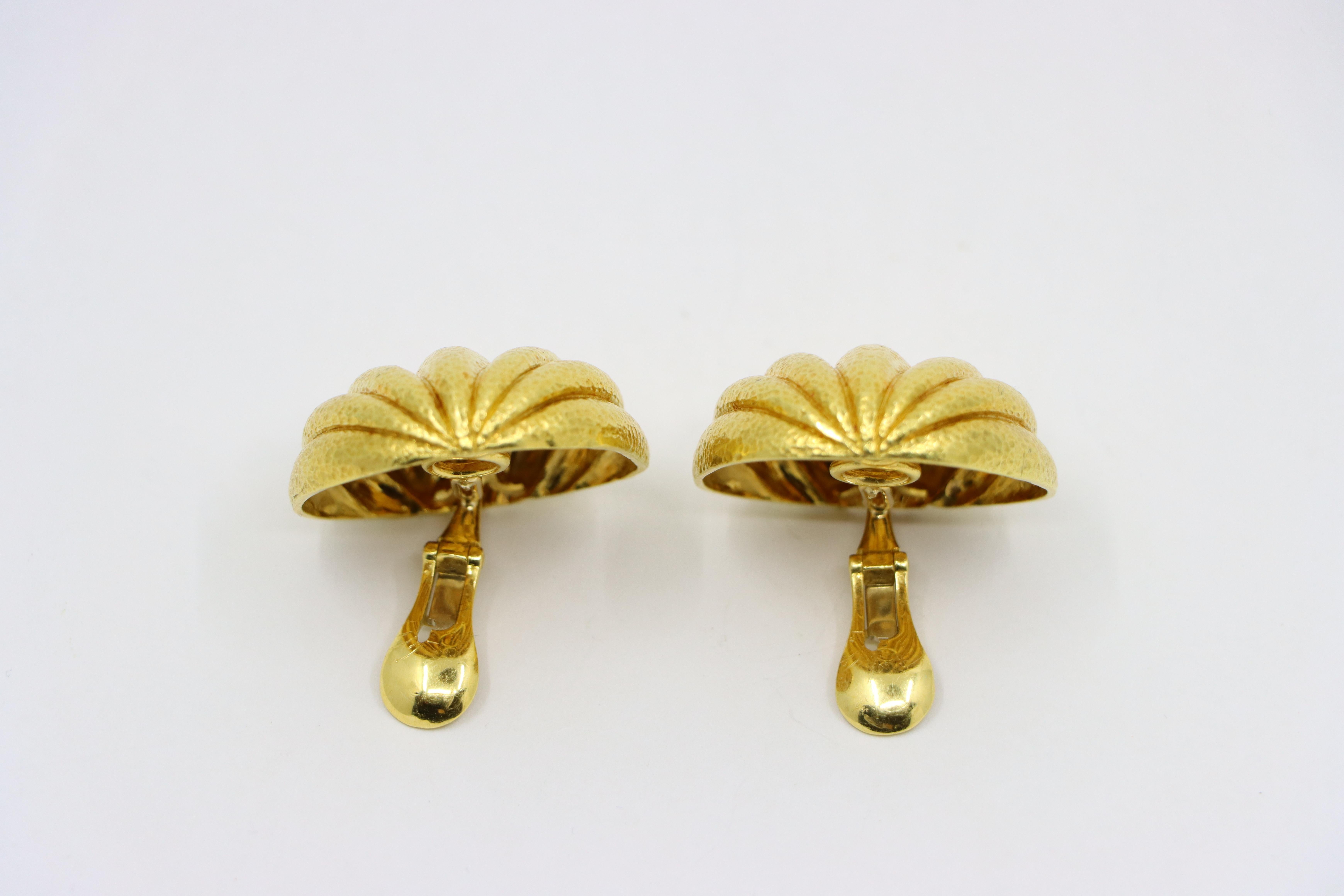 David Webb 18K Gold Hammered Finish Bombe Earrings For Sale 1