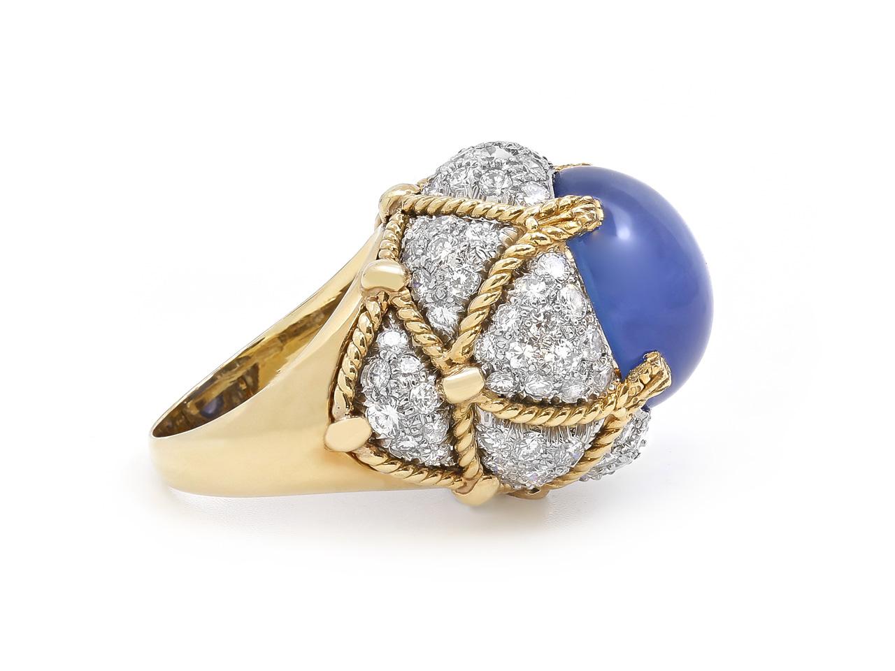 David Webb 18K Gold & Platinum 20.84 Carat No-Heat Sri Lankan Star Sapphire Ring In Good Condition For Sale In Beverly Hills, CA