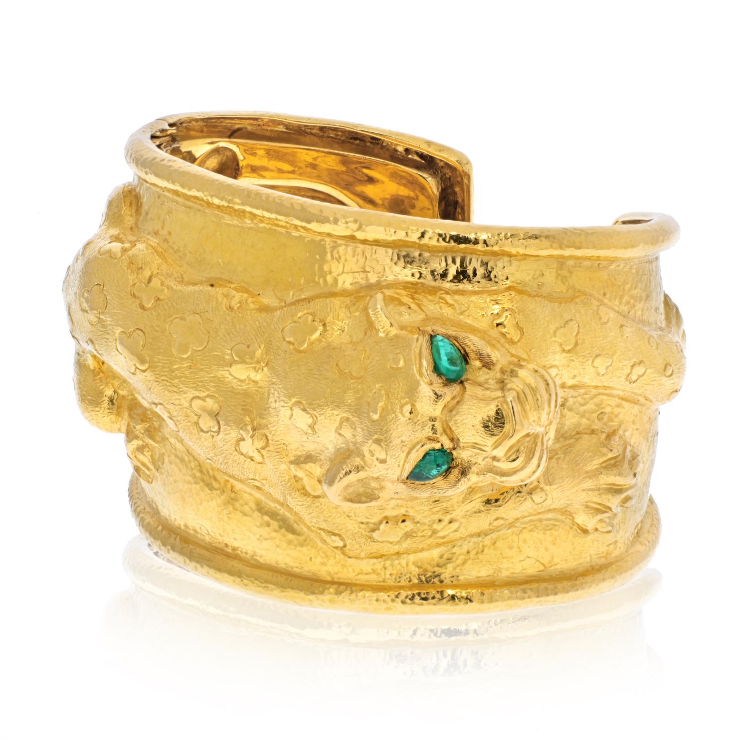 Pear Cut David Webb 18K Gold Repousse Leopard with Green Emerald Eye Bracelet