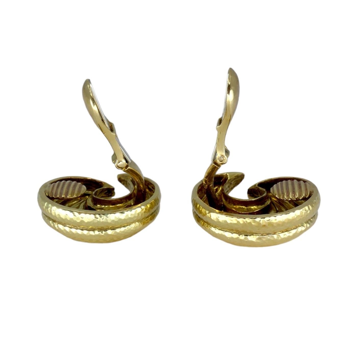 David Webb 18k Hammered Gold Crescent Earrings For Sale 1