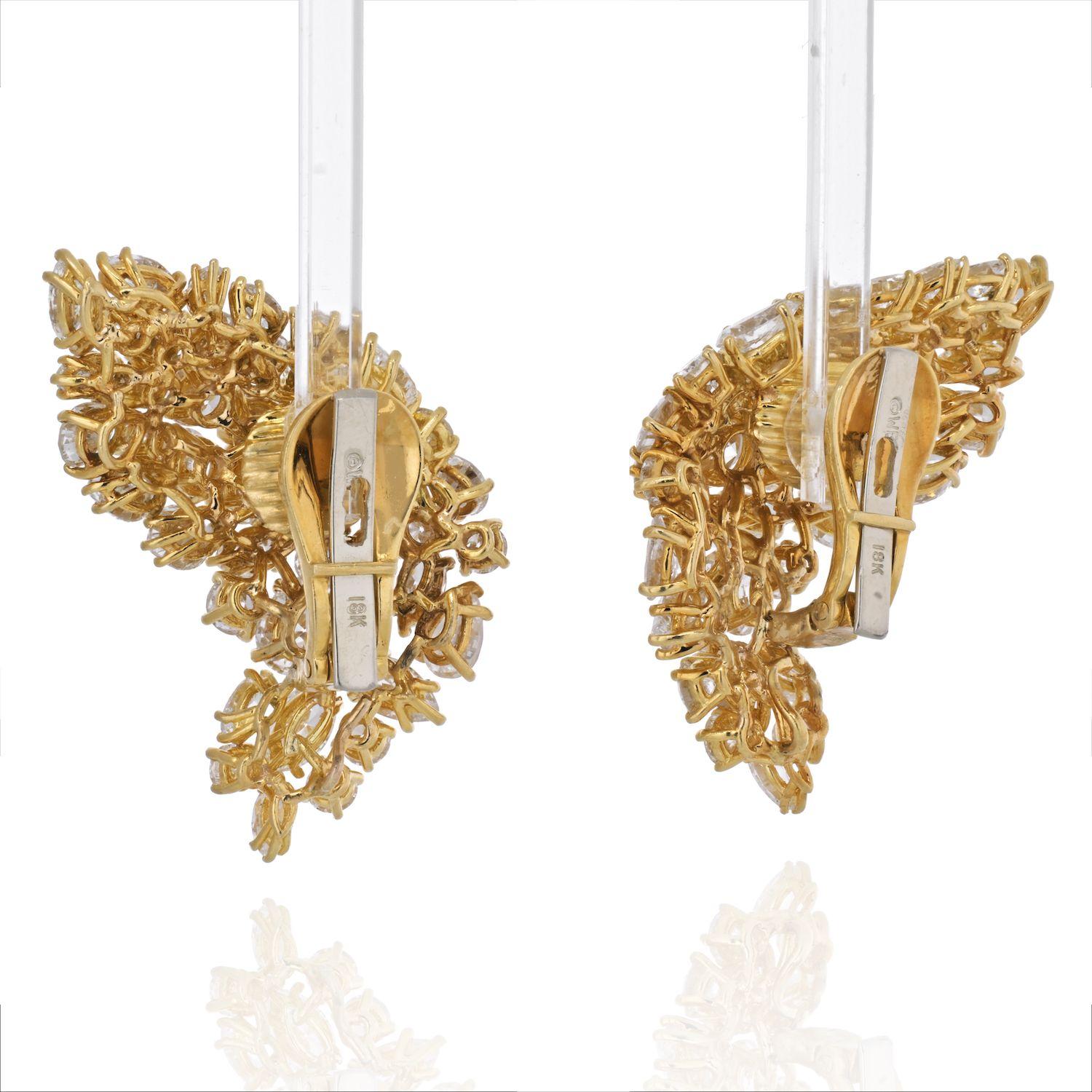 Modern David Webb 18k Yellow Gold 11.75cts Diamond Wing Earrings For Sale