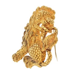David Webb 18K Yellow Gold 1970's Lion Pendant Brooch