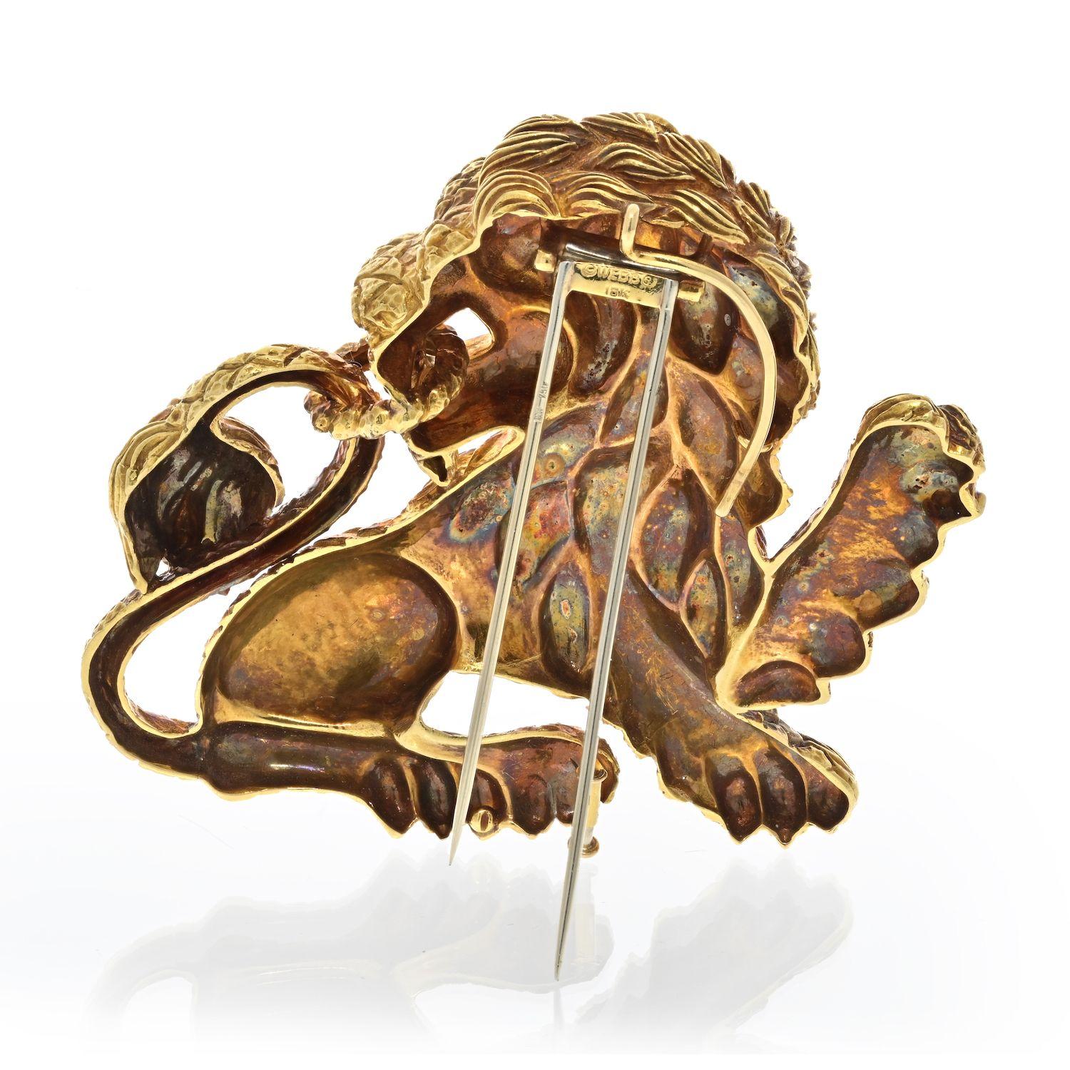 gold lion brooch