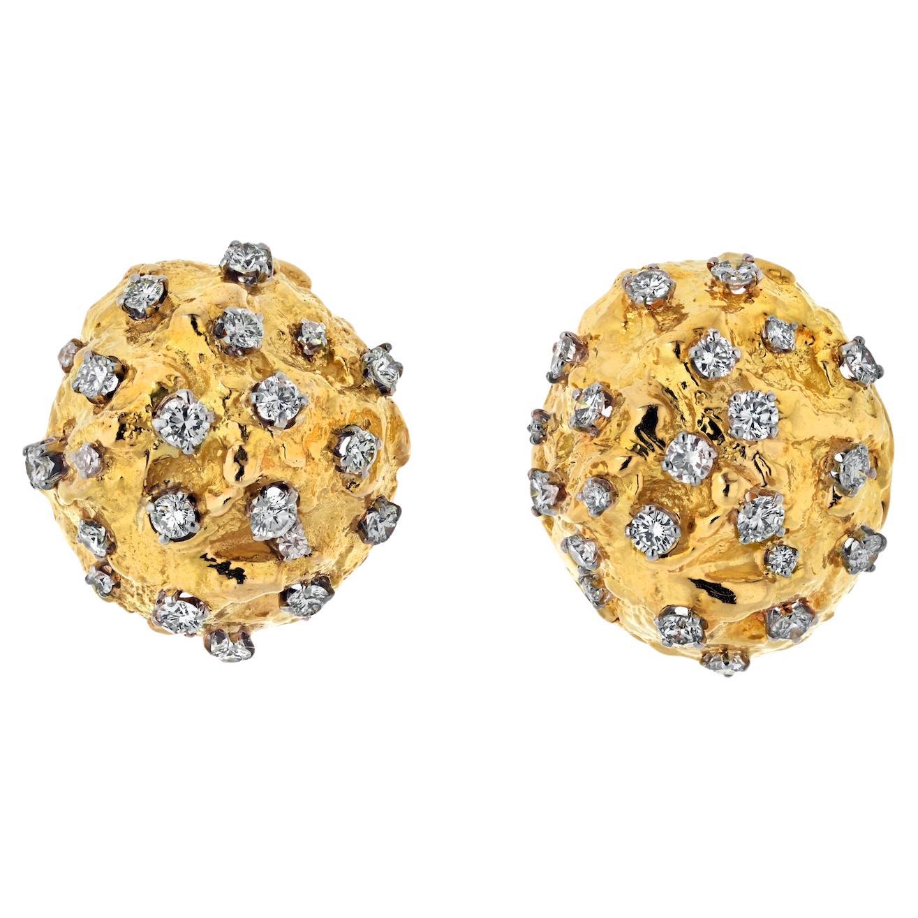 David Webb 18k Yellow Gold 3.00cttw Diamond Nugget Clip-On Earrings For Sale