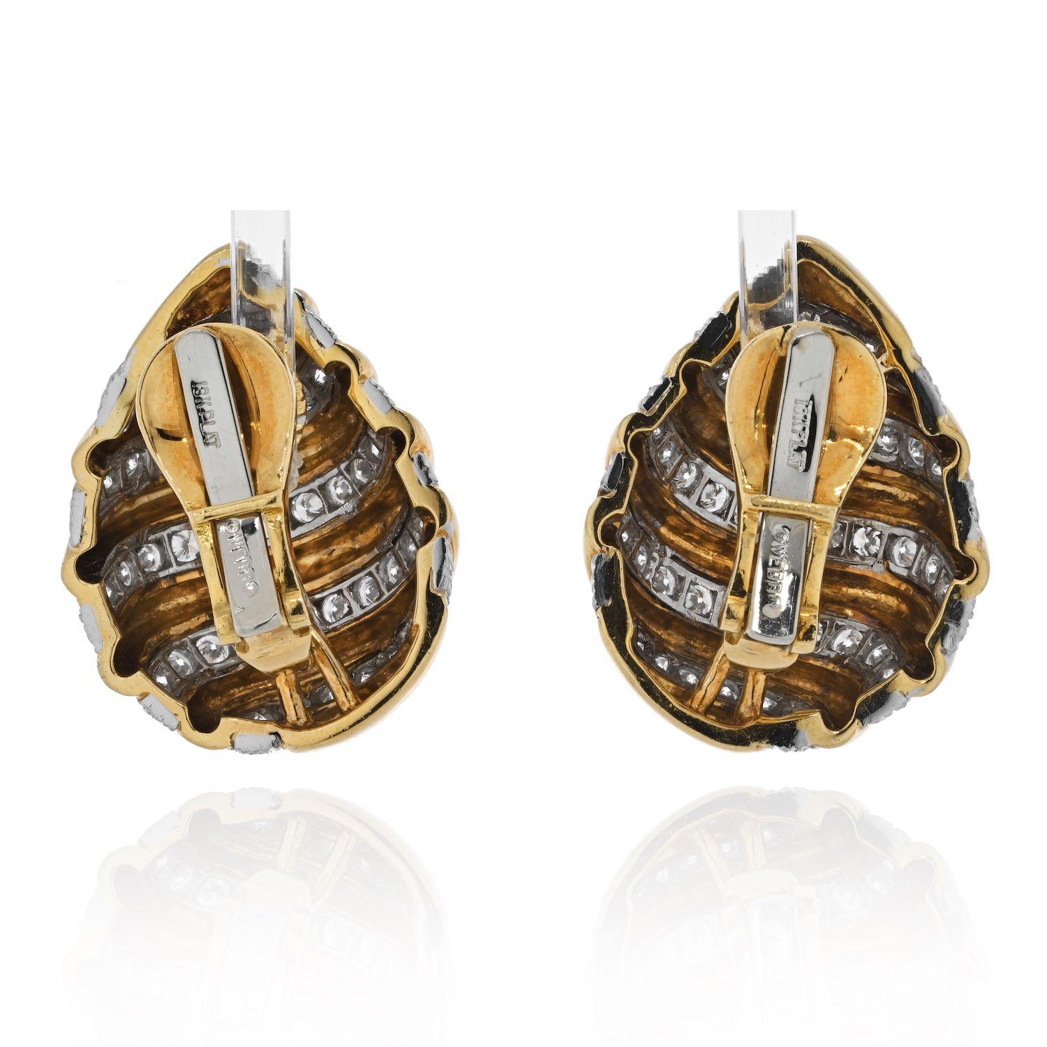 A David Webb Boucles d'oreilles clips en or jaune 18K avec 7 carats de diamants en forme de larme Bon état - En vente à New York, NY