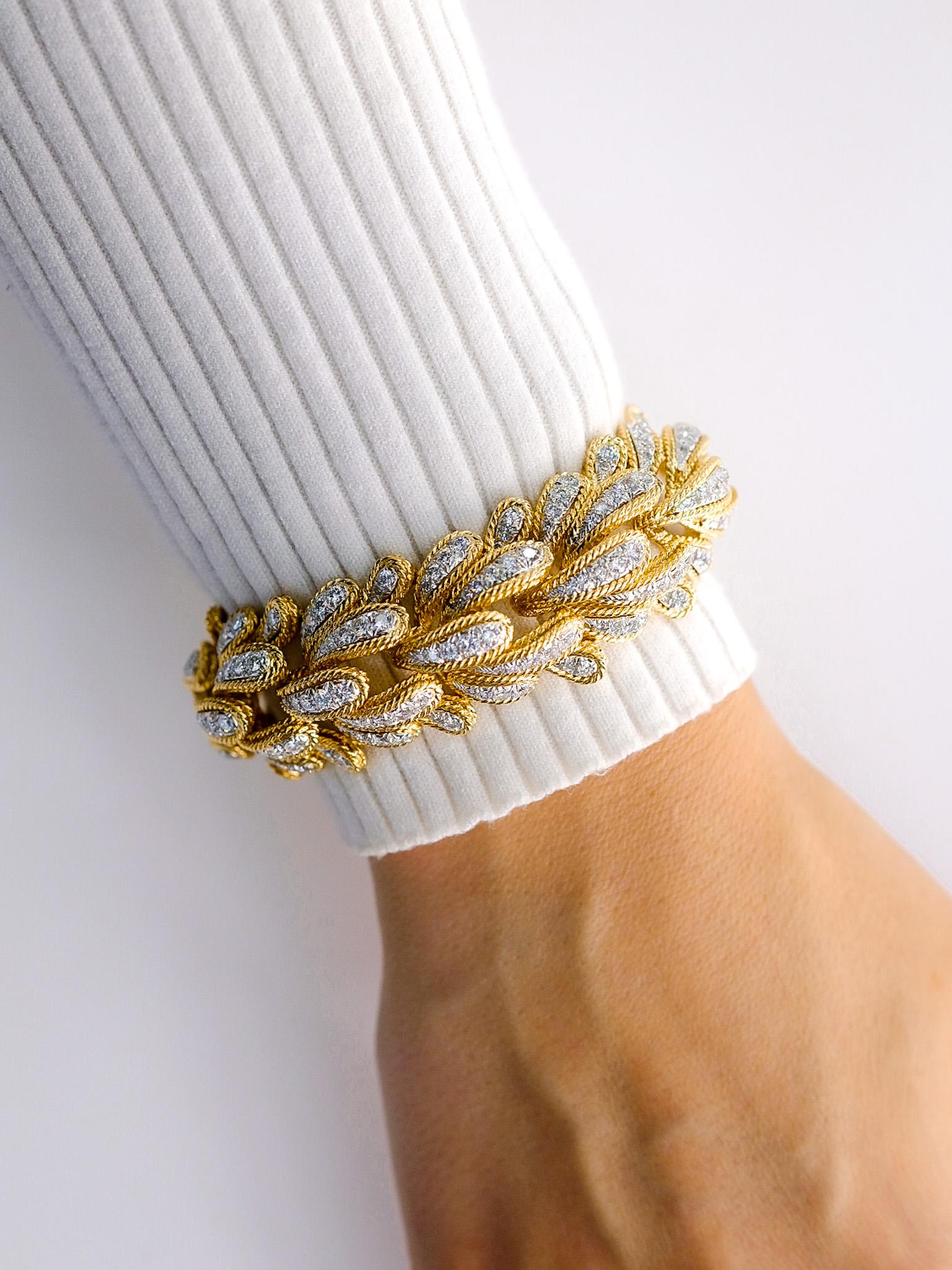 David Webb 18k Yellow Gold and Platinum Diamond Bombe Bracelet For Sale 1