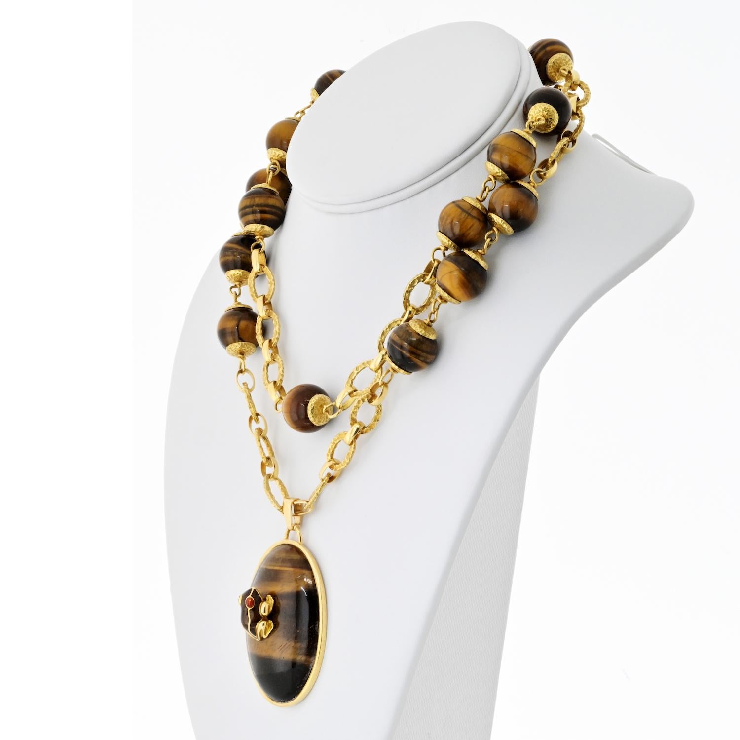 Modern David Webb 18K Yellow Gold And Tiger Eye Station Pendant Bead Necklace For Sale