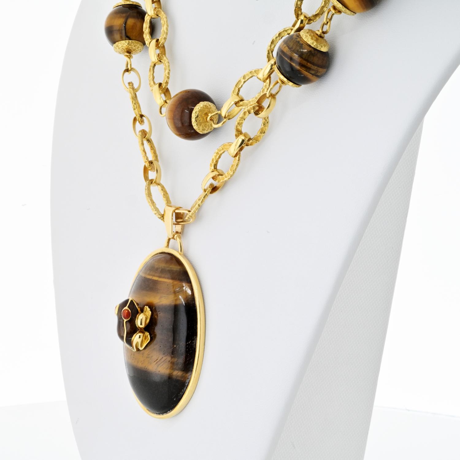 Women's David Webb 18K Yellow Gold And Tiger Eye Station Pendant Bead Necklace For Sale