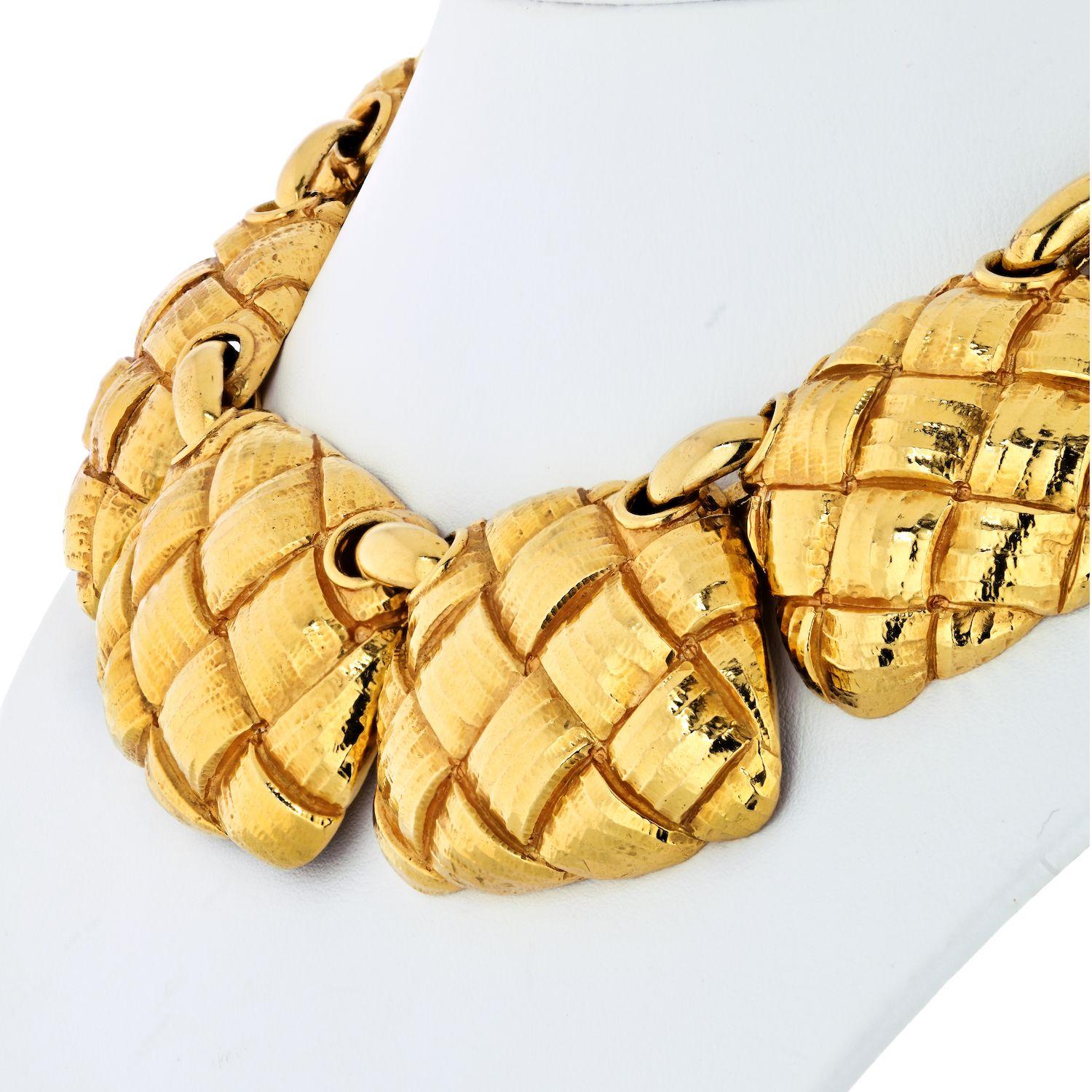 Modern David Webb 18 Karat Yellow Gold Bib Style Basket Weave Necklace For Sale