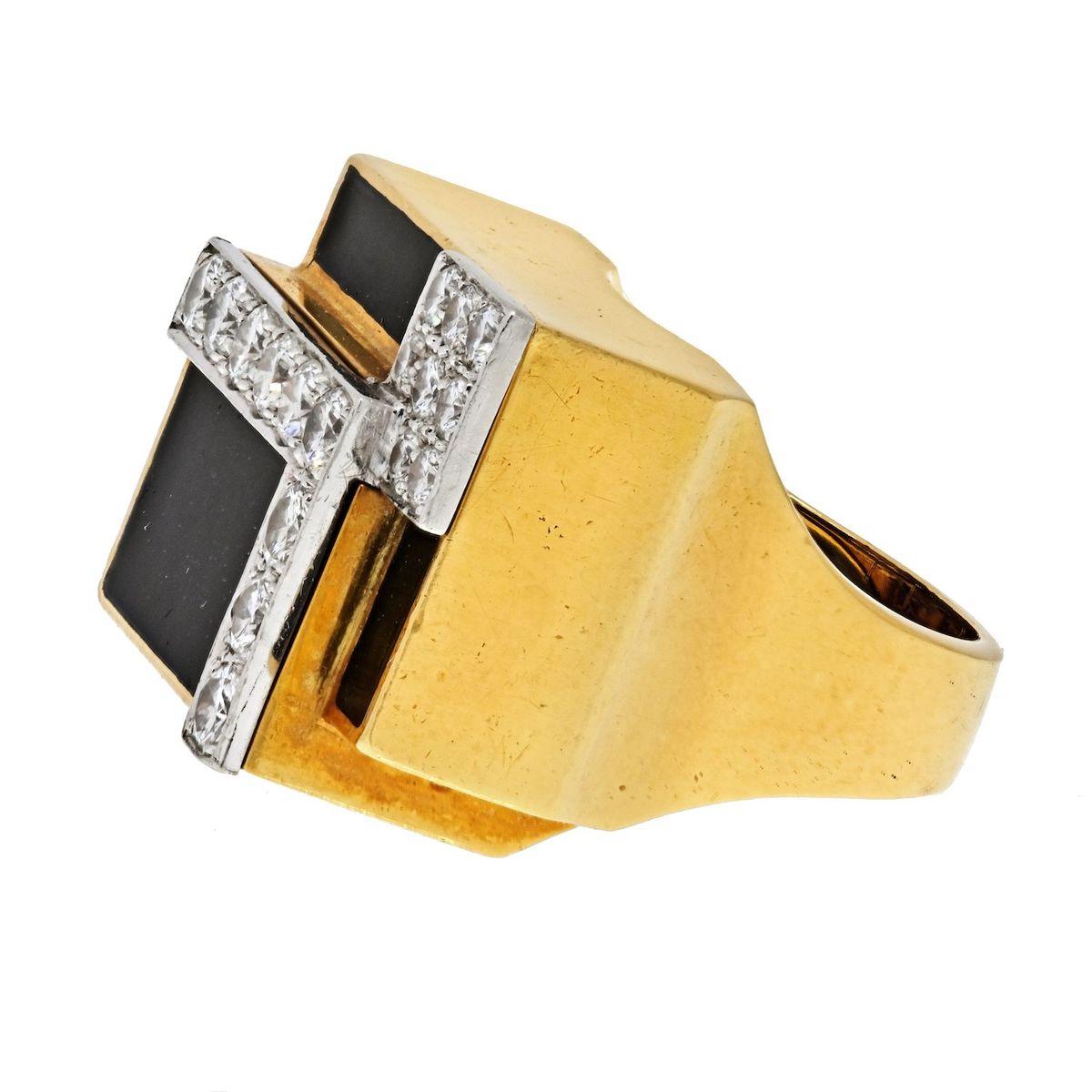 Round Cut David Webb 18k Yellow Gold Black Enamel and Diamond Articulated Ring For Sale