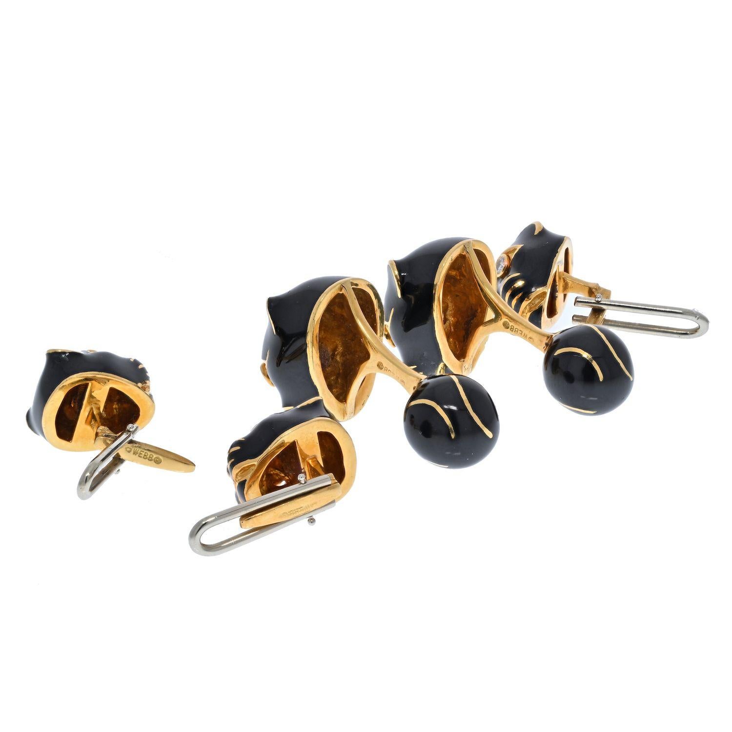 David Webb 18K Yellow Gold Black Enamel and Diamond Stud and Cufflinks Set In Excellent Condition For Sale In New York, NY