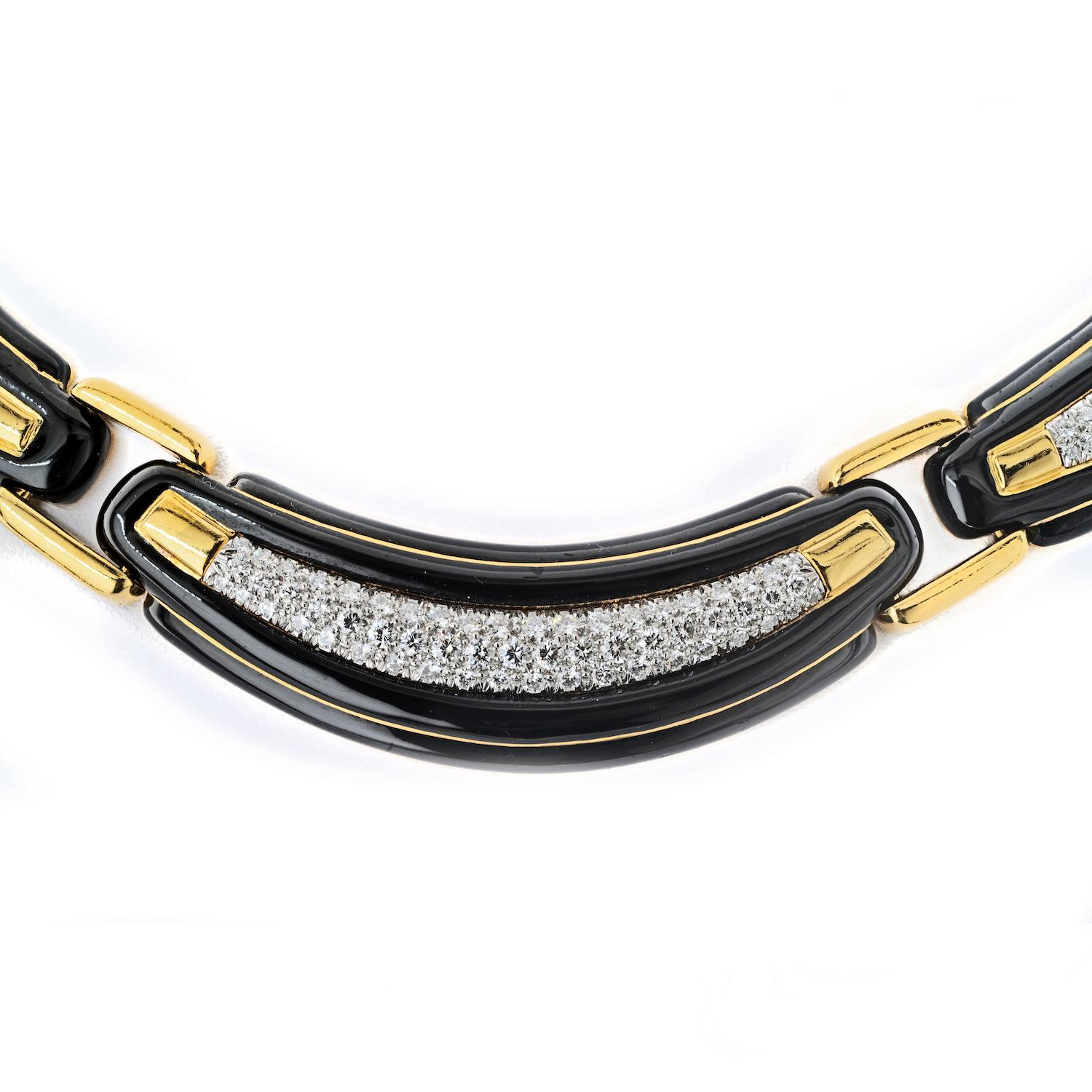 Taille ronde David Webb Collier en or jaune 18K émaillé noir avec diamants 9.00cttw en vente