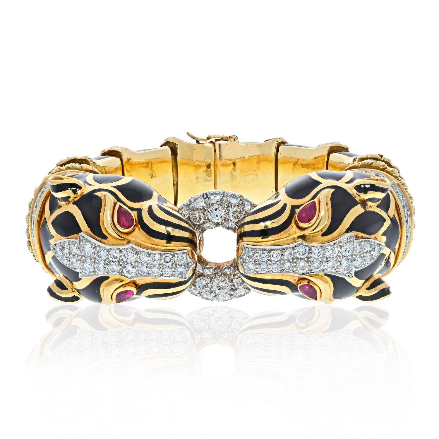 lion bracelet gold