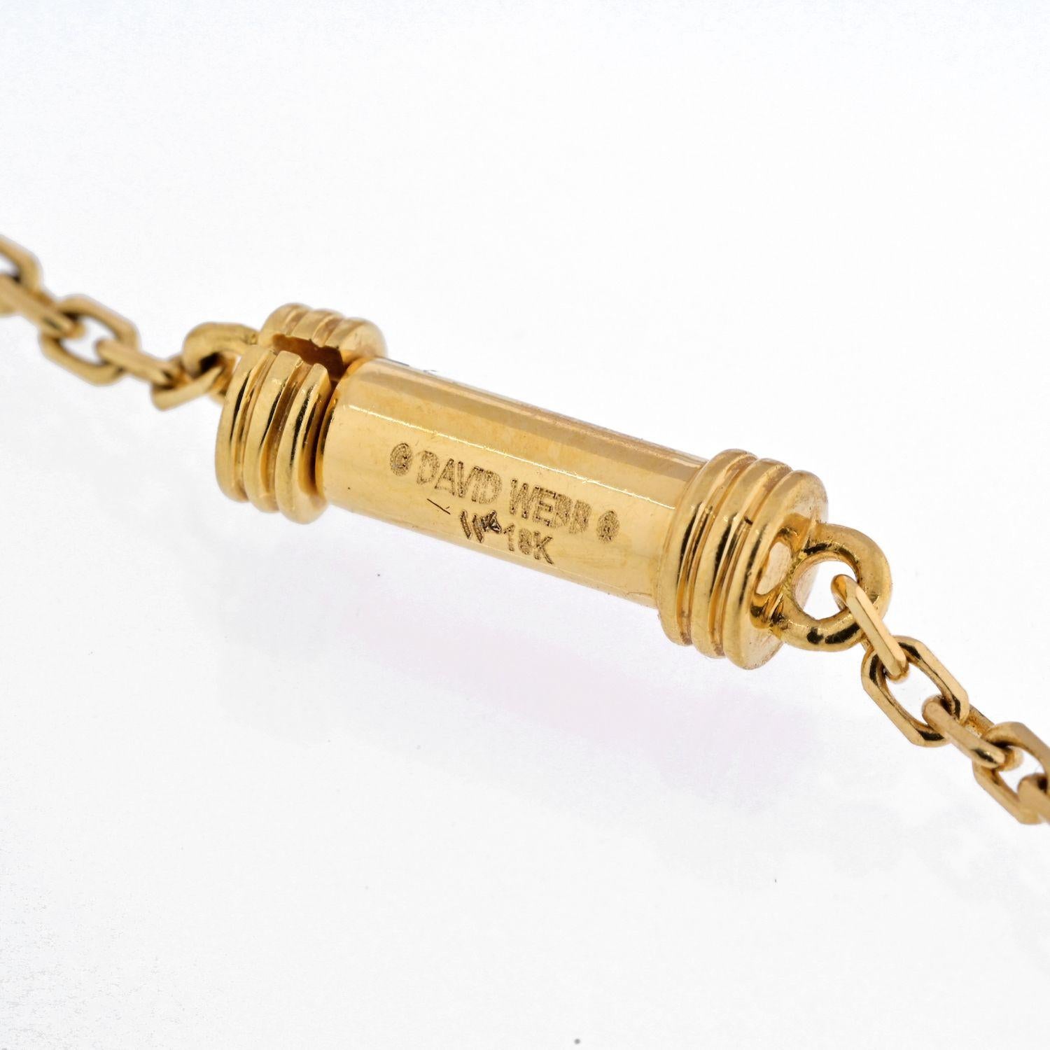 David Webb: Friedensschild-Anhänger, 18 Karat Gelbgold, schwarze Emaille im Zustand „Hervorragend“ in New York, NY