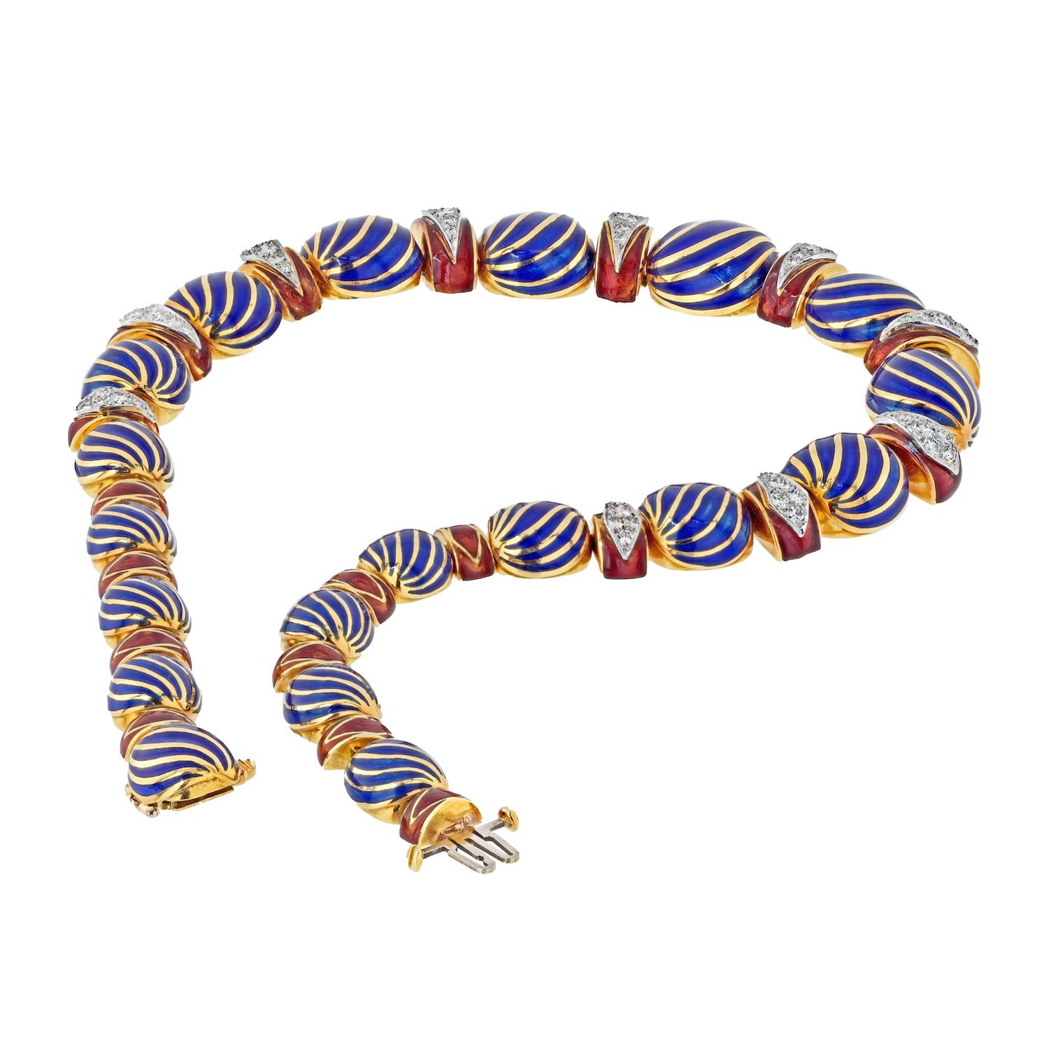 David Webb, collana con collare in oro giallo 18 carati con diamanti e smalto blu e rosso In condizioni ottime in vendita a New York, NY