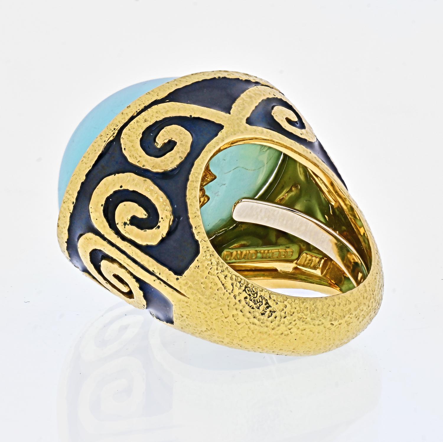 David Webb 18K Yellow Gold Cabochon Cut Turquoise Ring In Excellent Condition For Sale In New York, NY