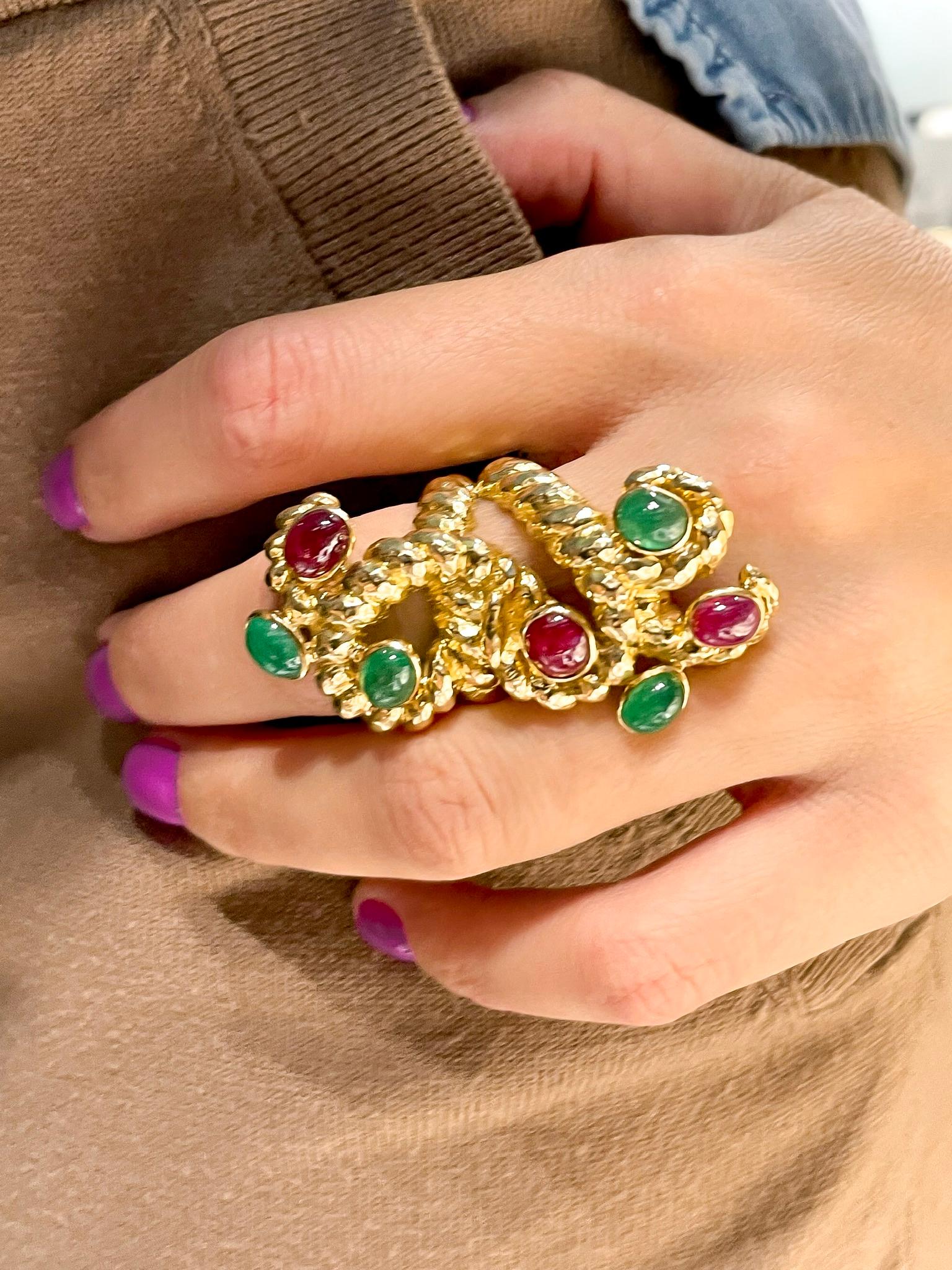 David Webb 18K Yellow Gold Cabochon Ruby, Green Emerald Serpent Ring For Sale 2