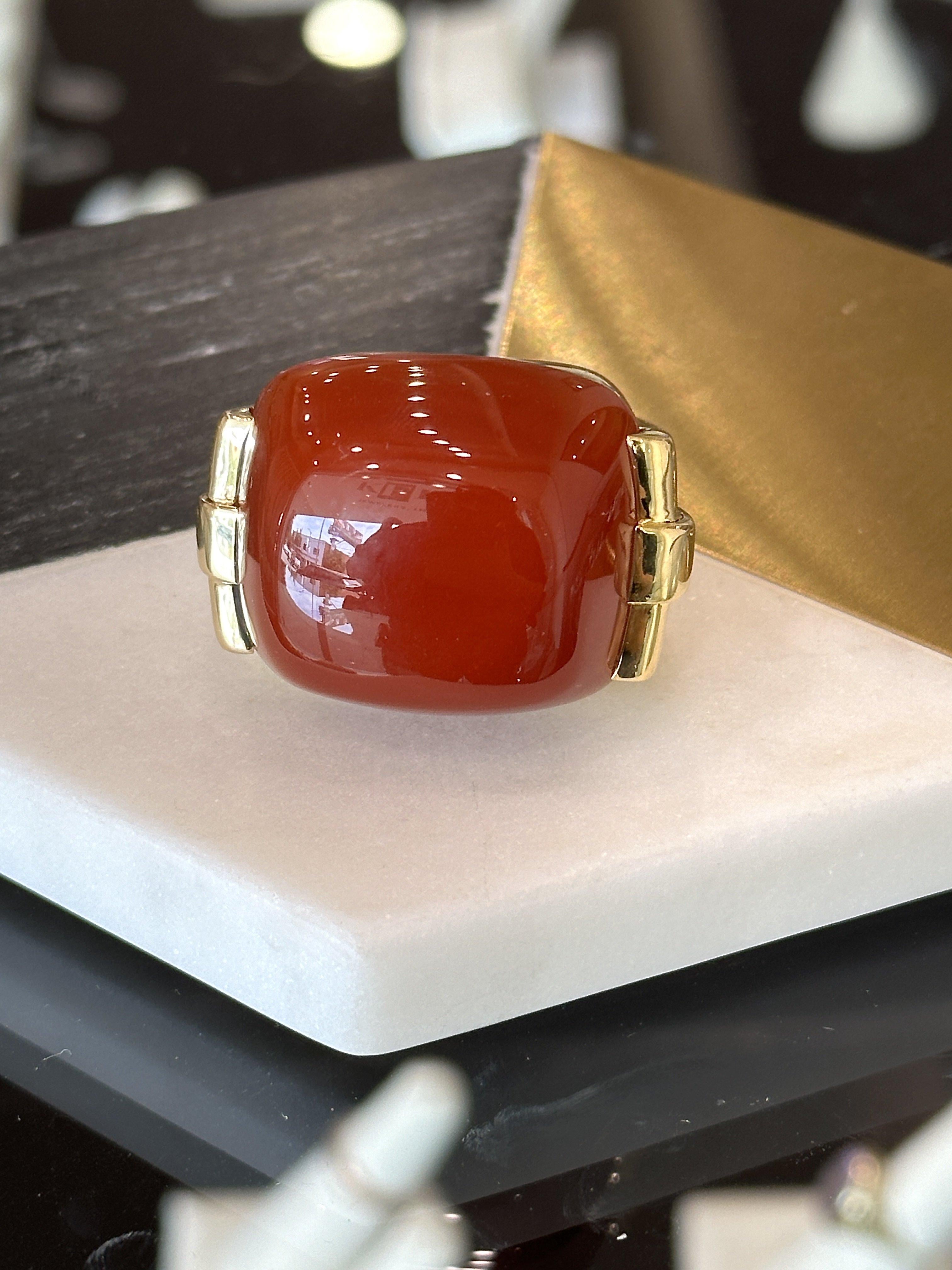 David Webb 18K Yellow Gold Carnelian Cocktail Ring For Sale 1