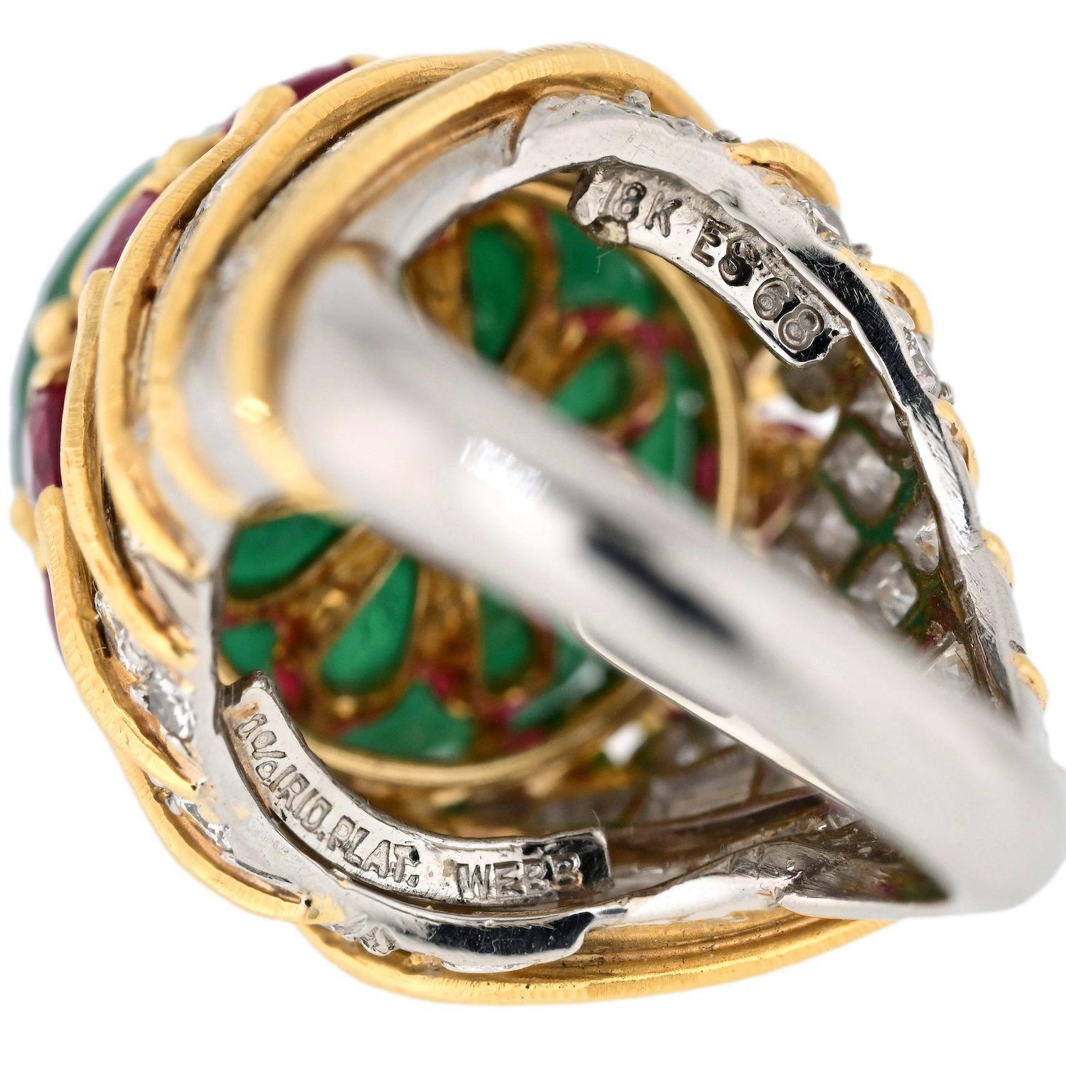 David Webb 18K Yellow Gold Carved Emerald, Ruby And Diamond Cocktail Ring In Excellent Condition For Sale In New York, NY