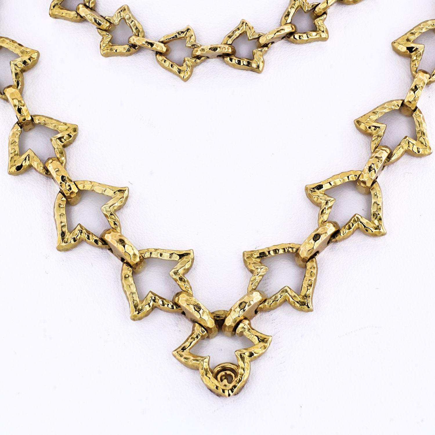 David Webb vintage link chain necklace. 
The necklace has a chain extension that can be removed to shorten the length 14 inches.
Necklace Length: 20 inches - 34 inches.
This chain necklace is perfect for David Webb horoscope or other pendants.