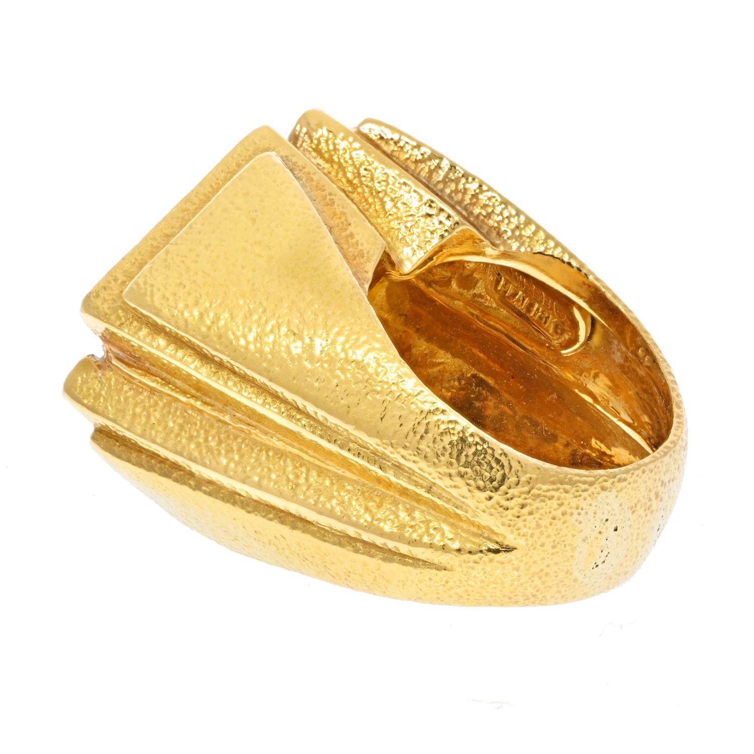 Round Cut David Webb 18K Yellow Gold Champagne Round Diamond Cocktail Ring For Sale